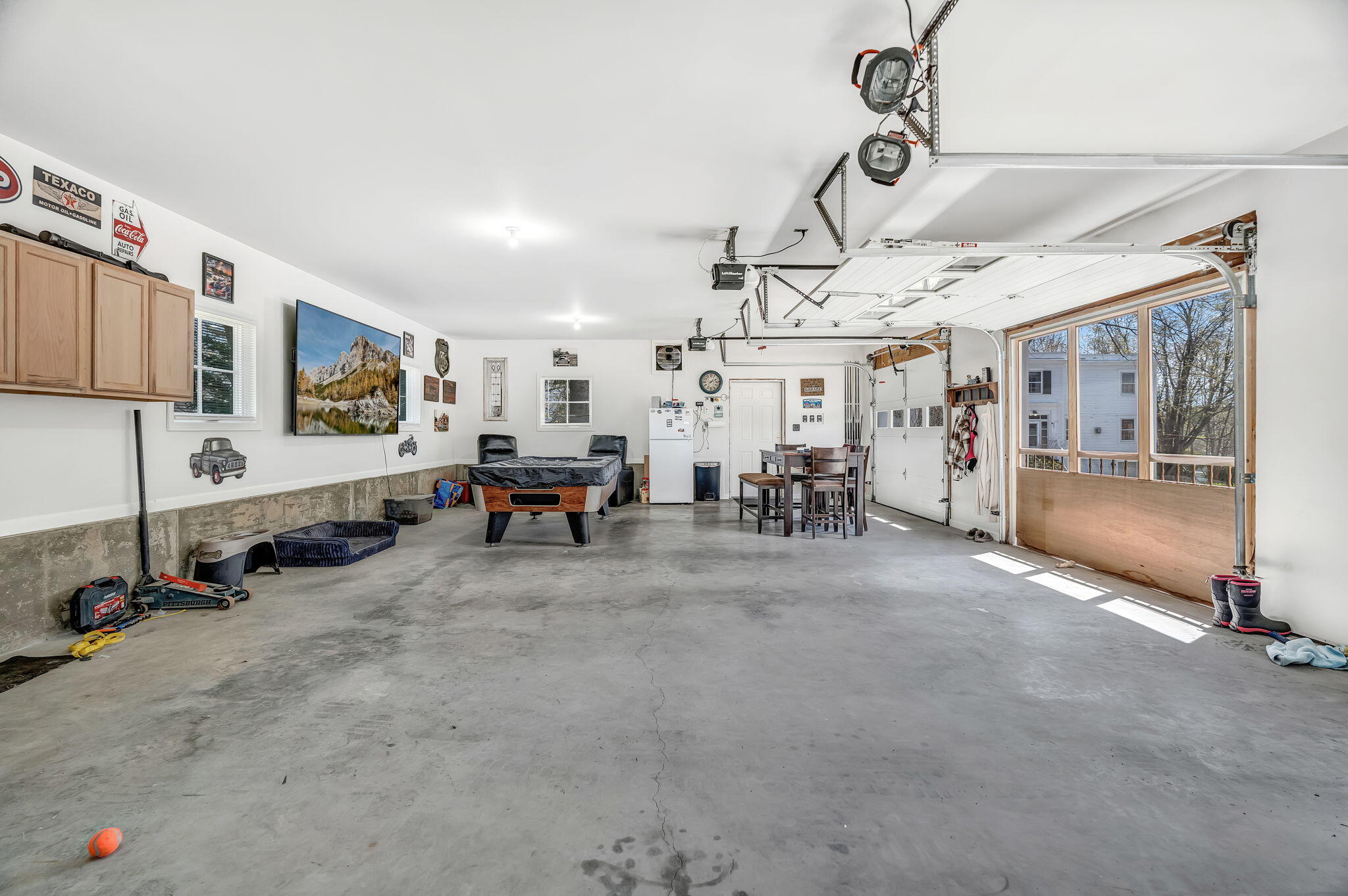 main property photo 86