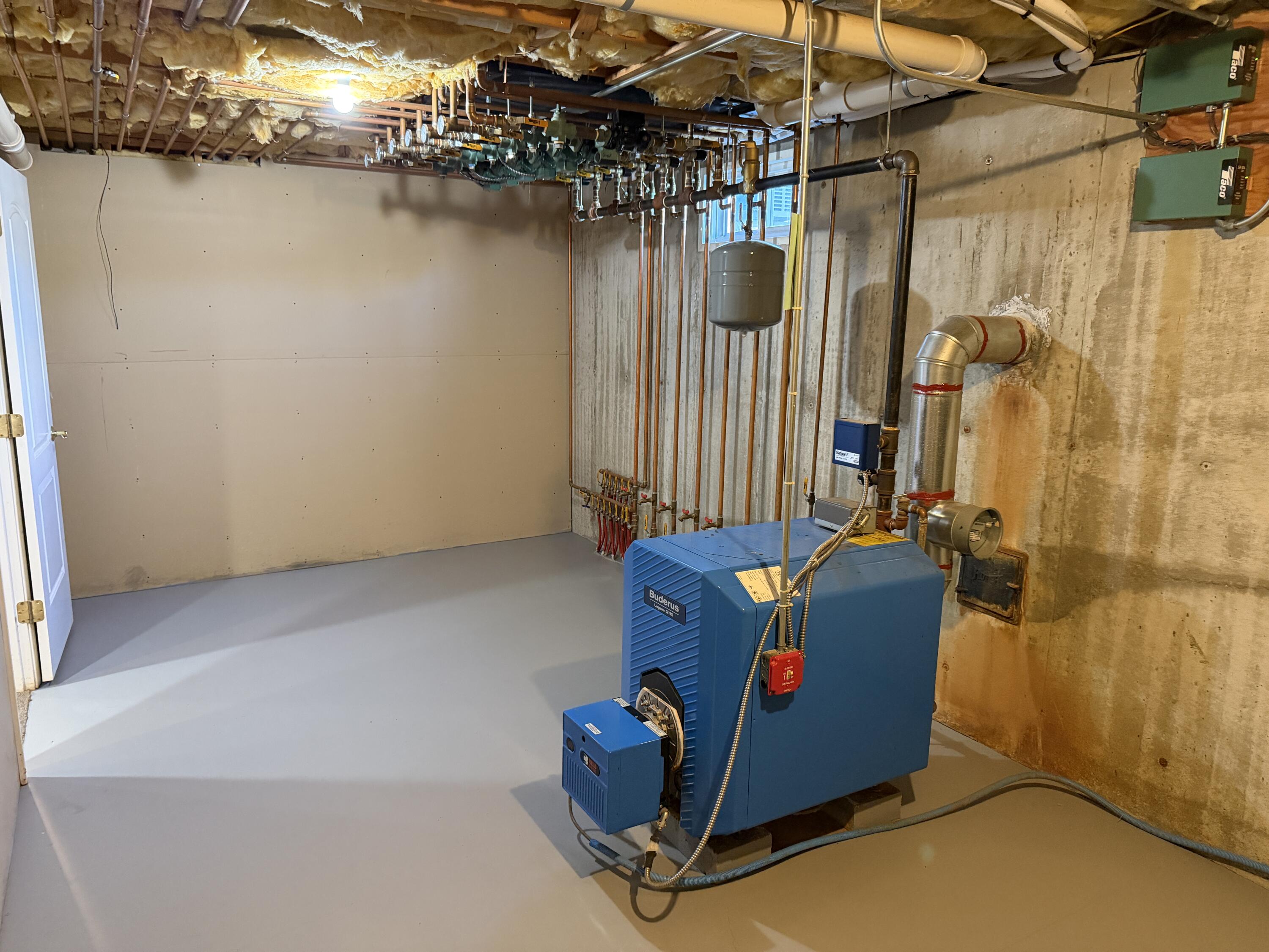 main property photo 44