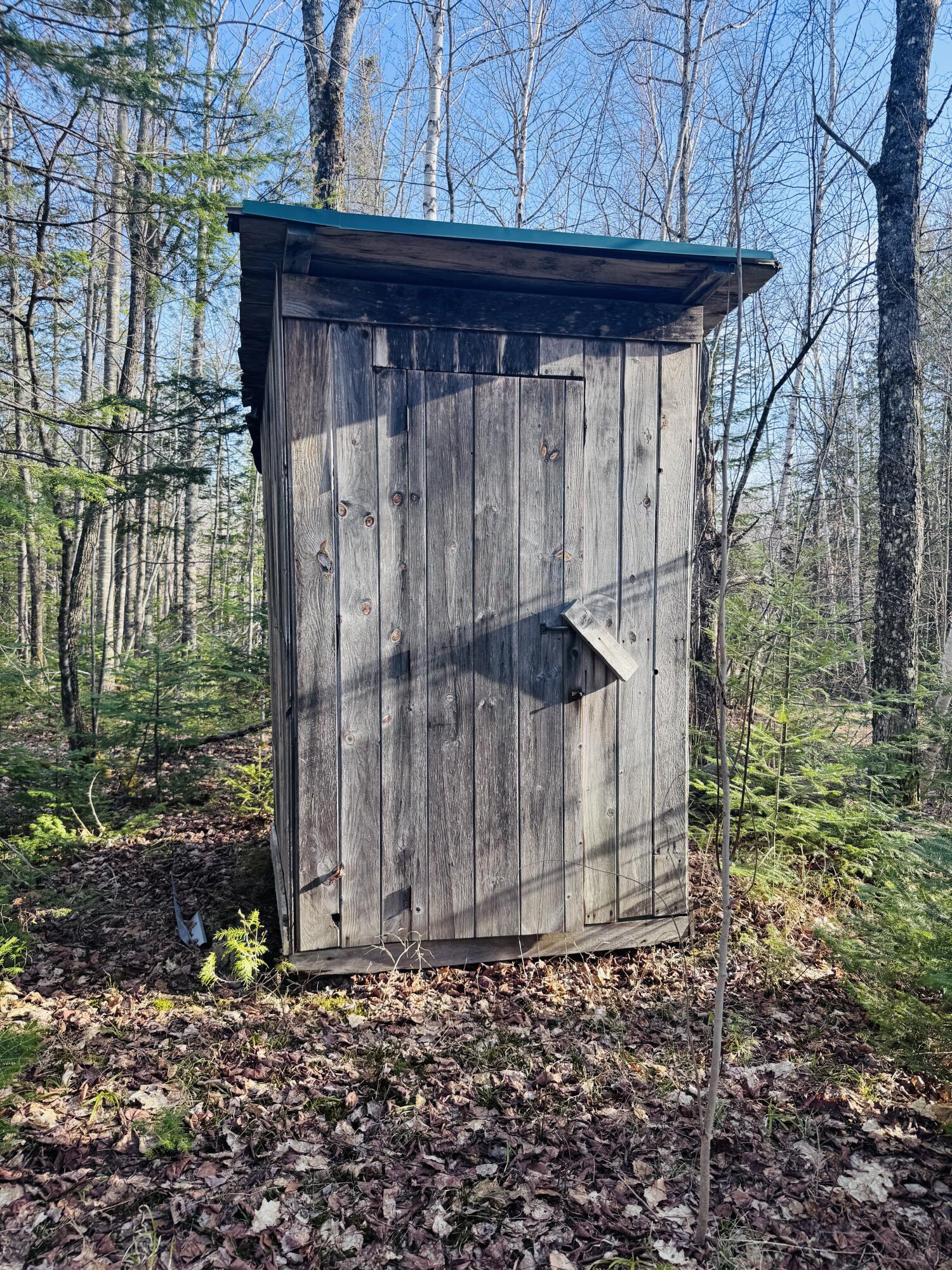 main property photo 18