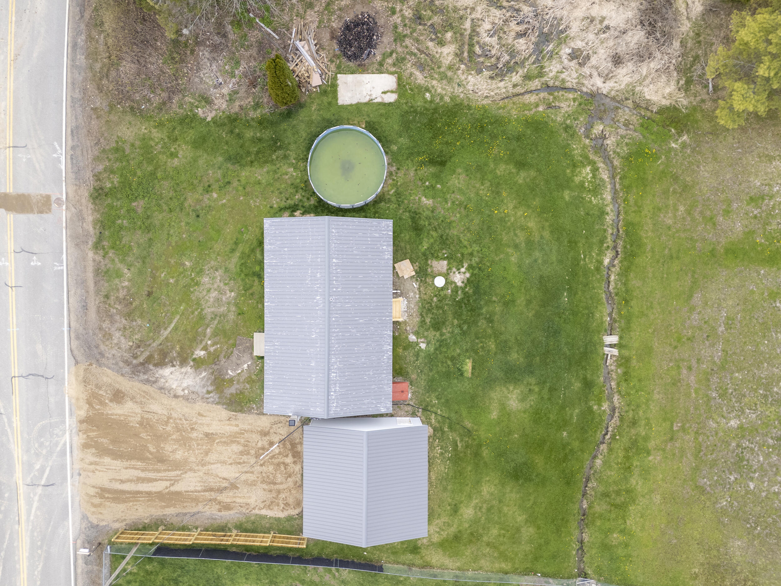 main property photo 41