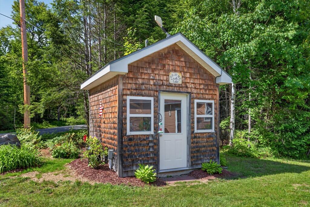 main property photo 77