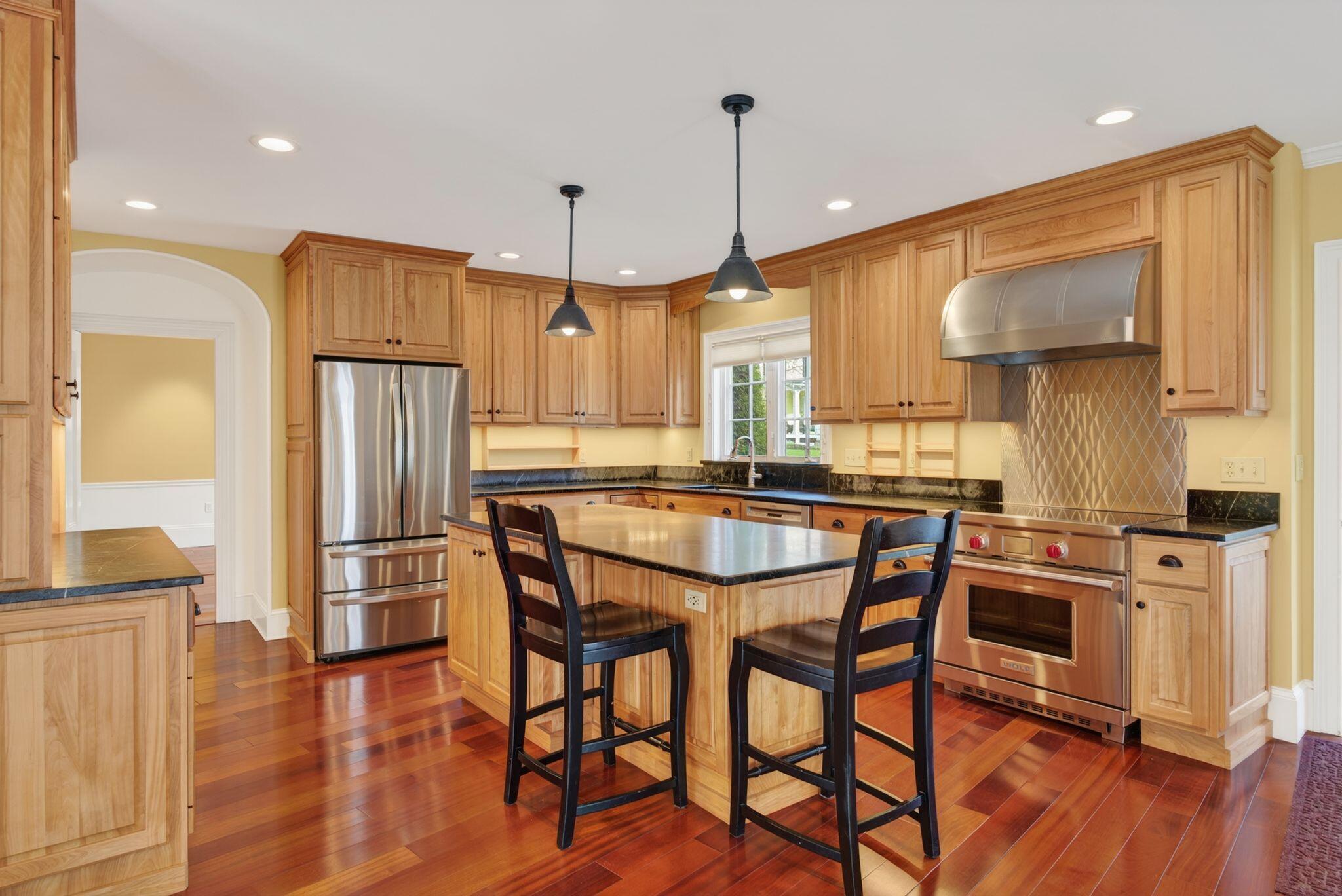 main property photo 13