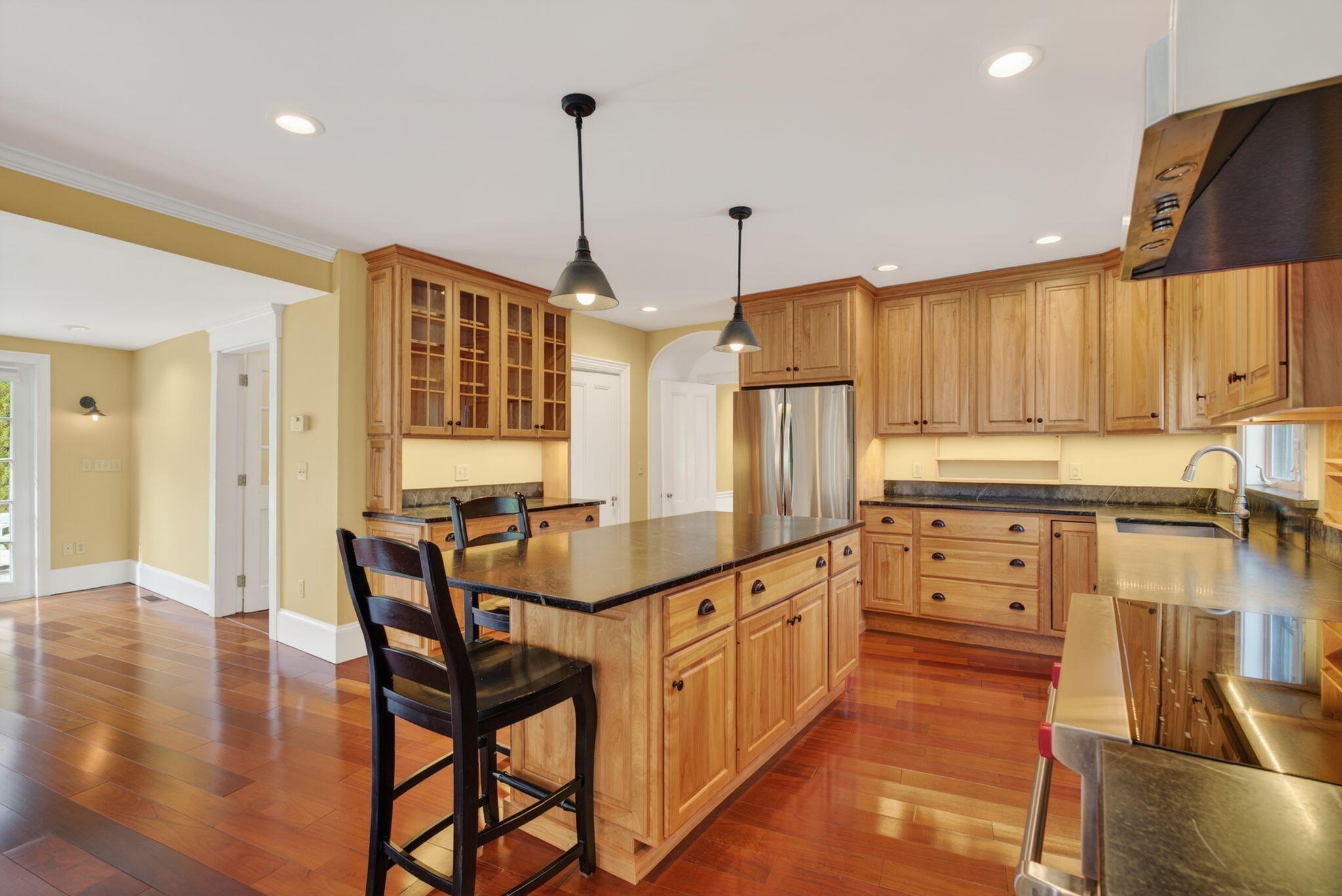 main property photo 15