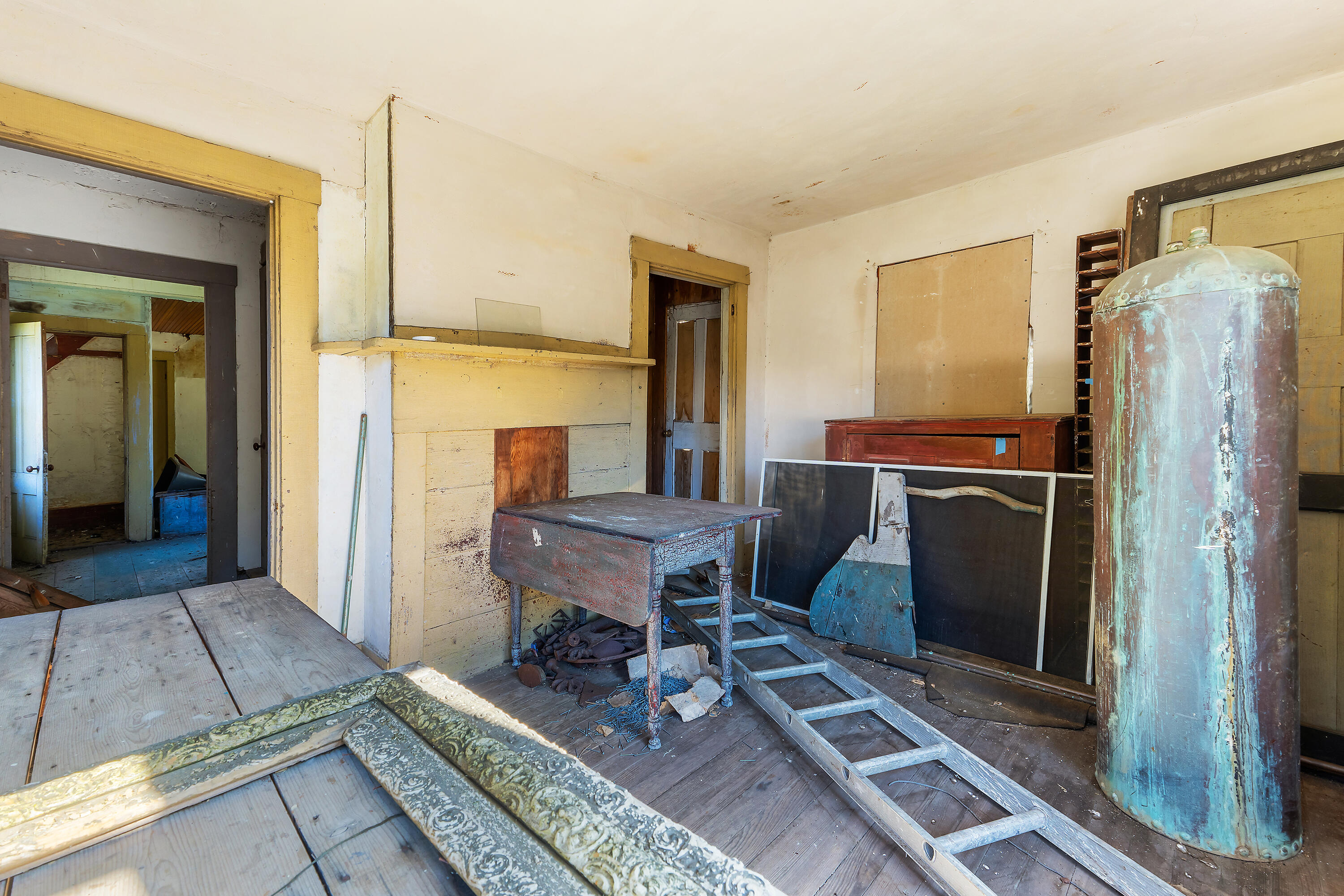 main property photo 98