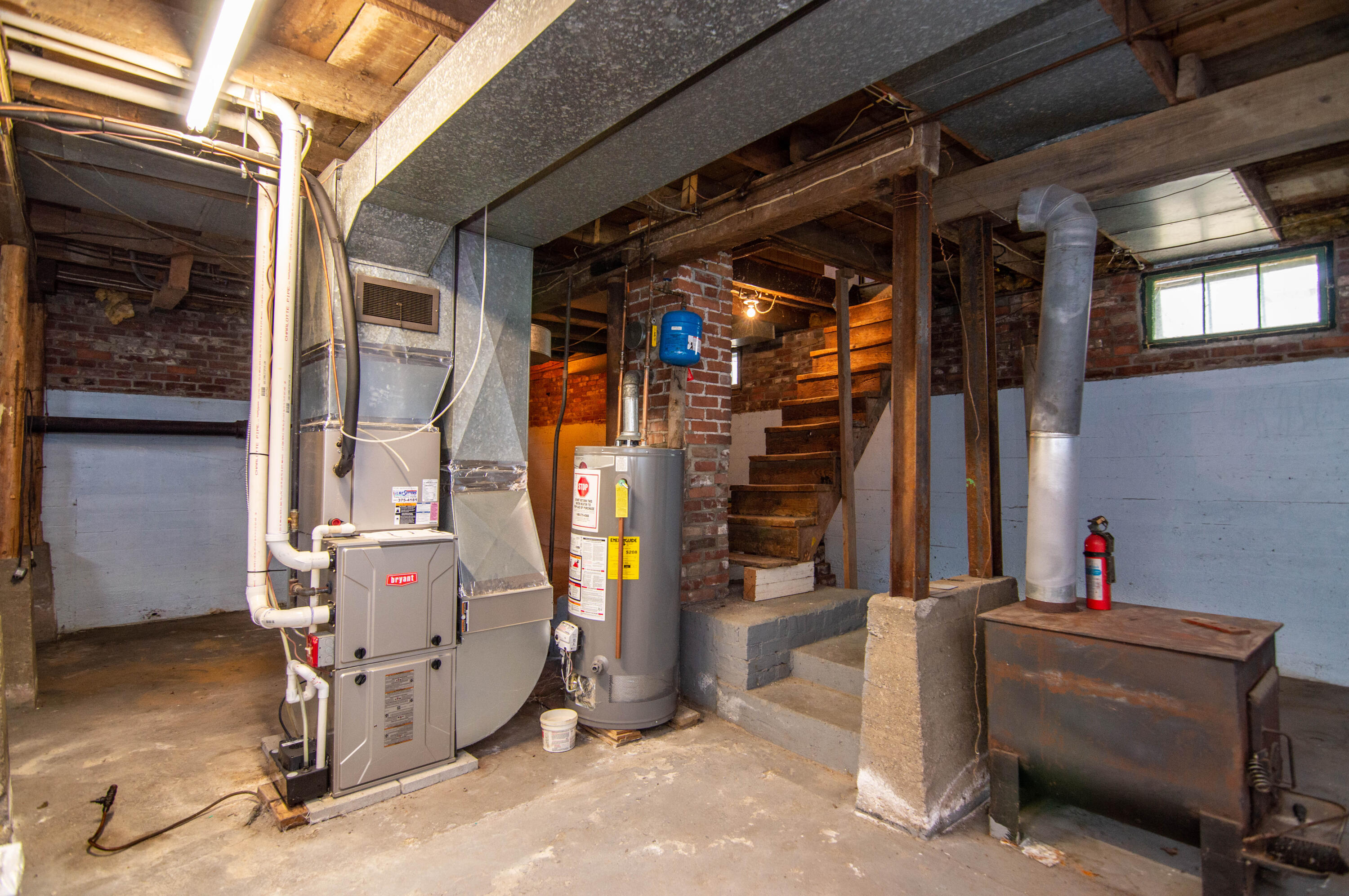 main property photo 36