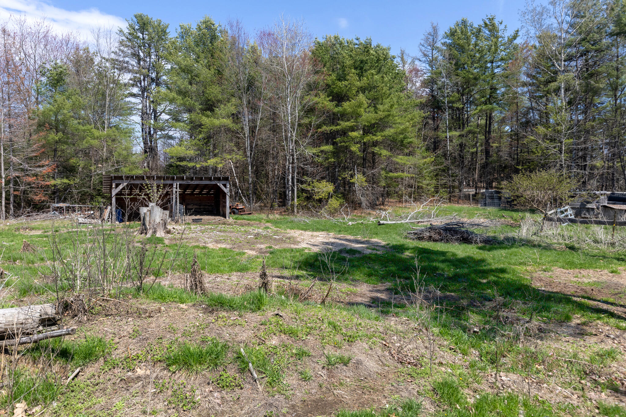 main property photo 30