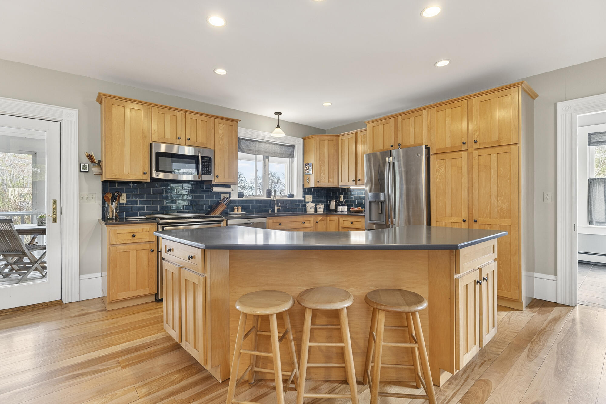 main property photo 12