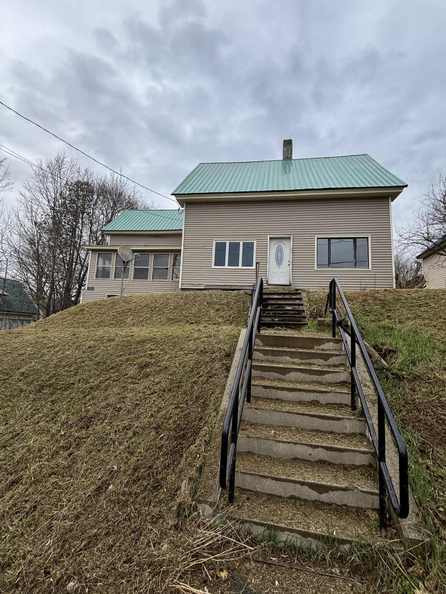 main property photo 14