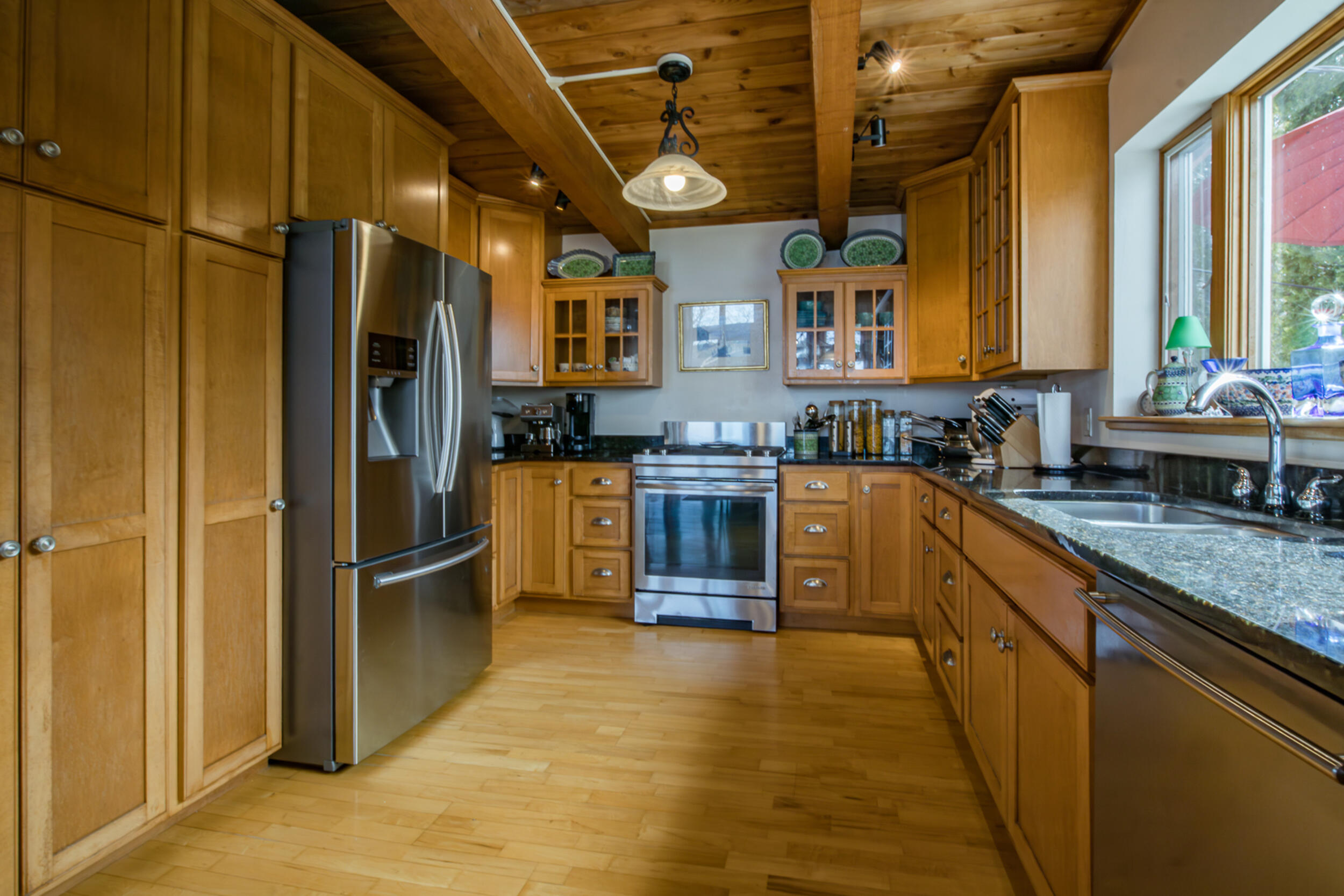 main property photo 37