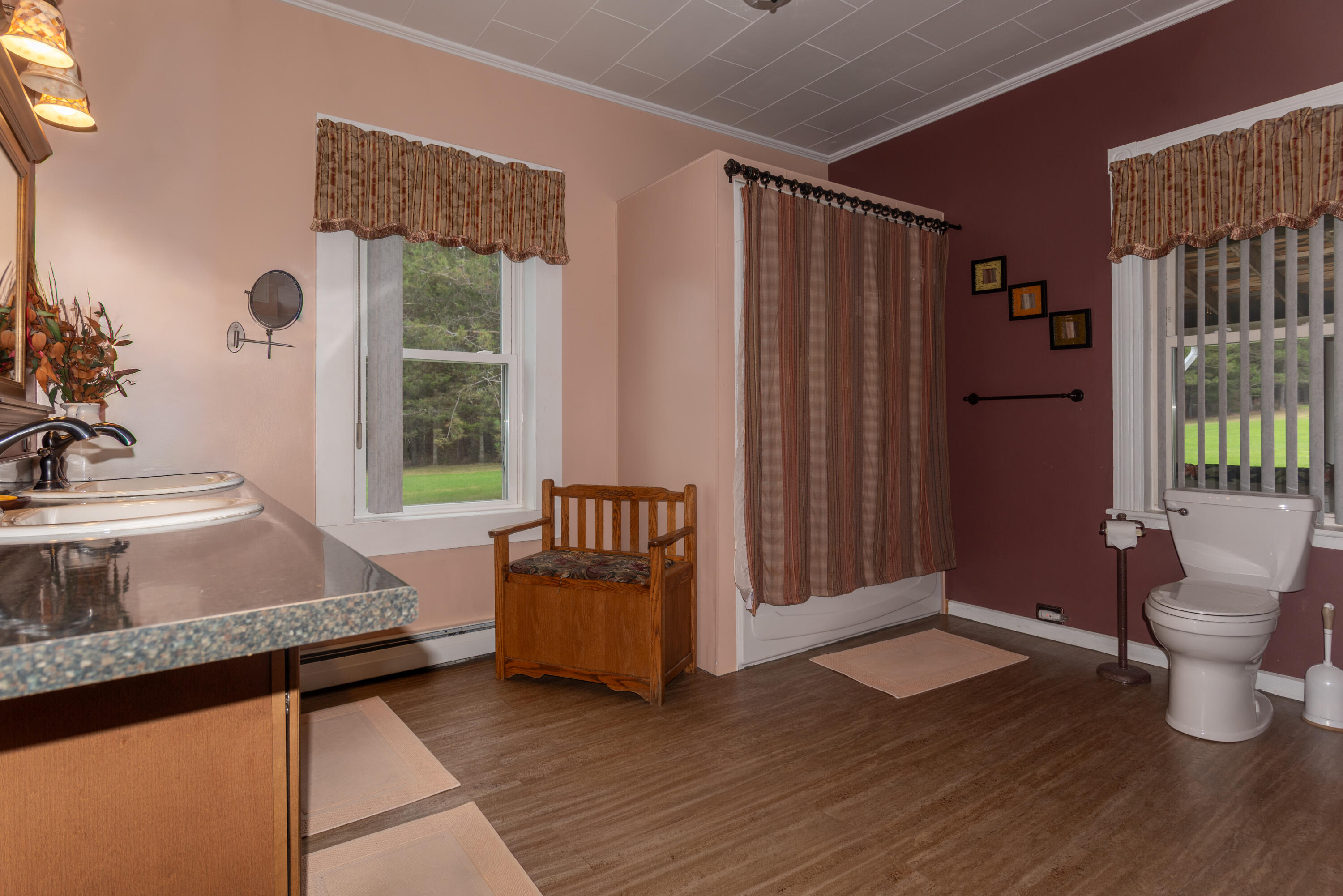 main property photo 30