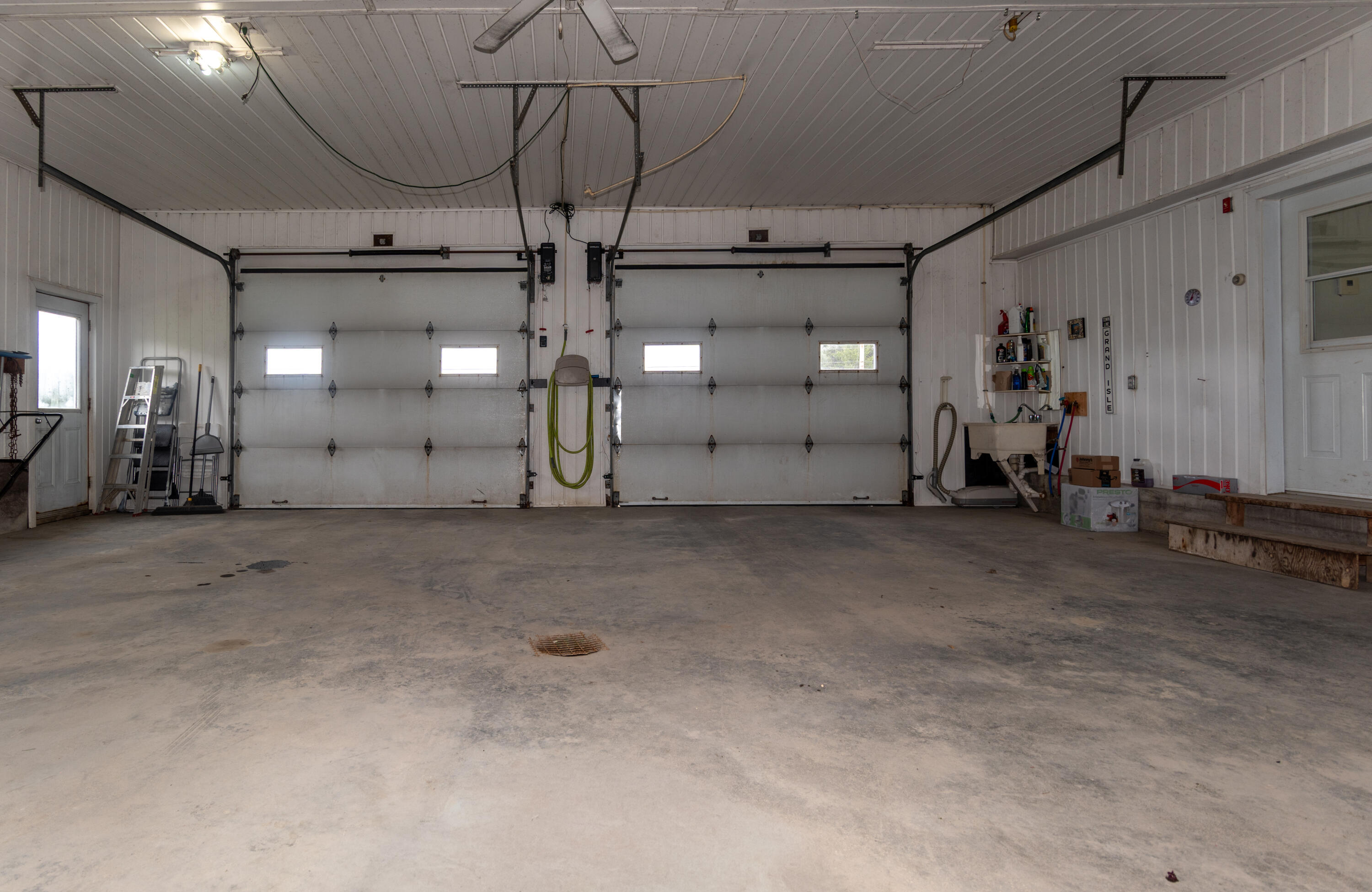 main property photo 57