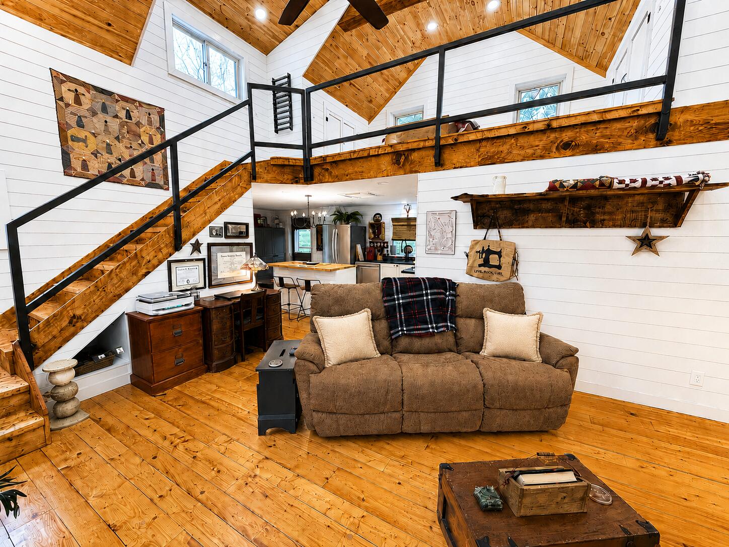 main property photo 6