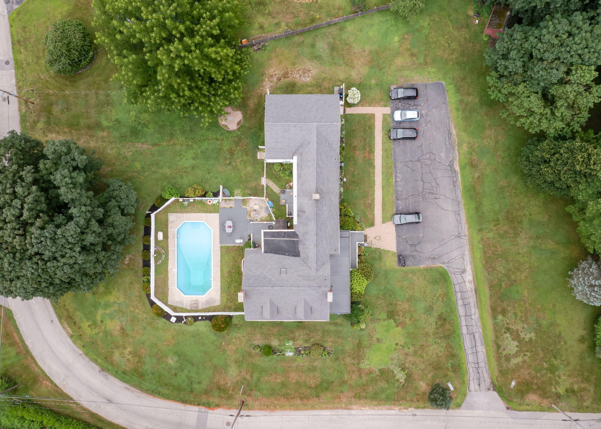 main property photo 84