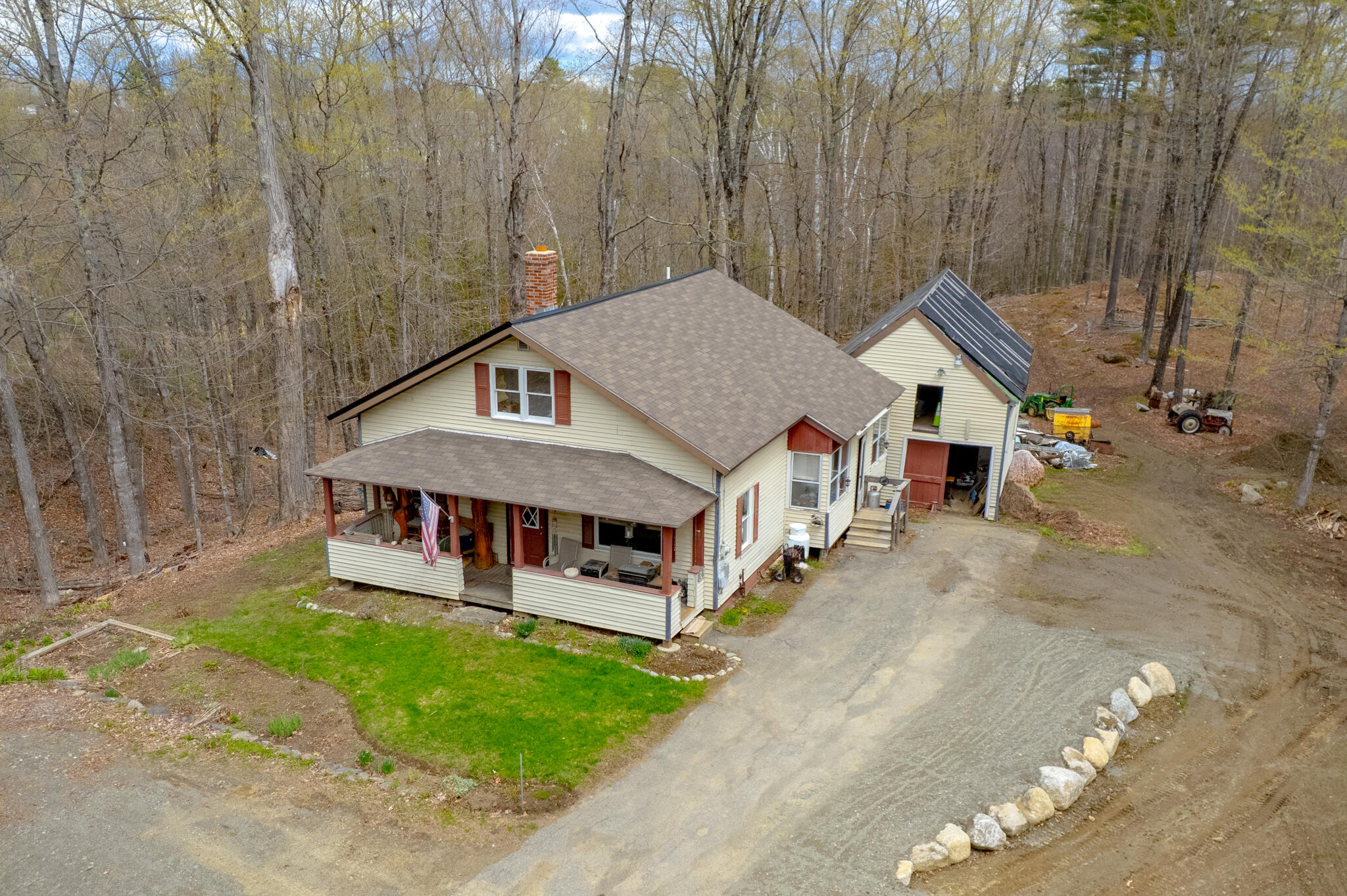 main property photo 3