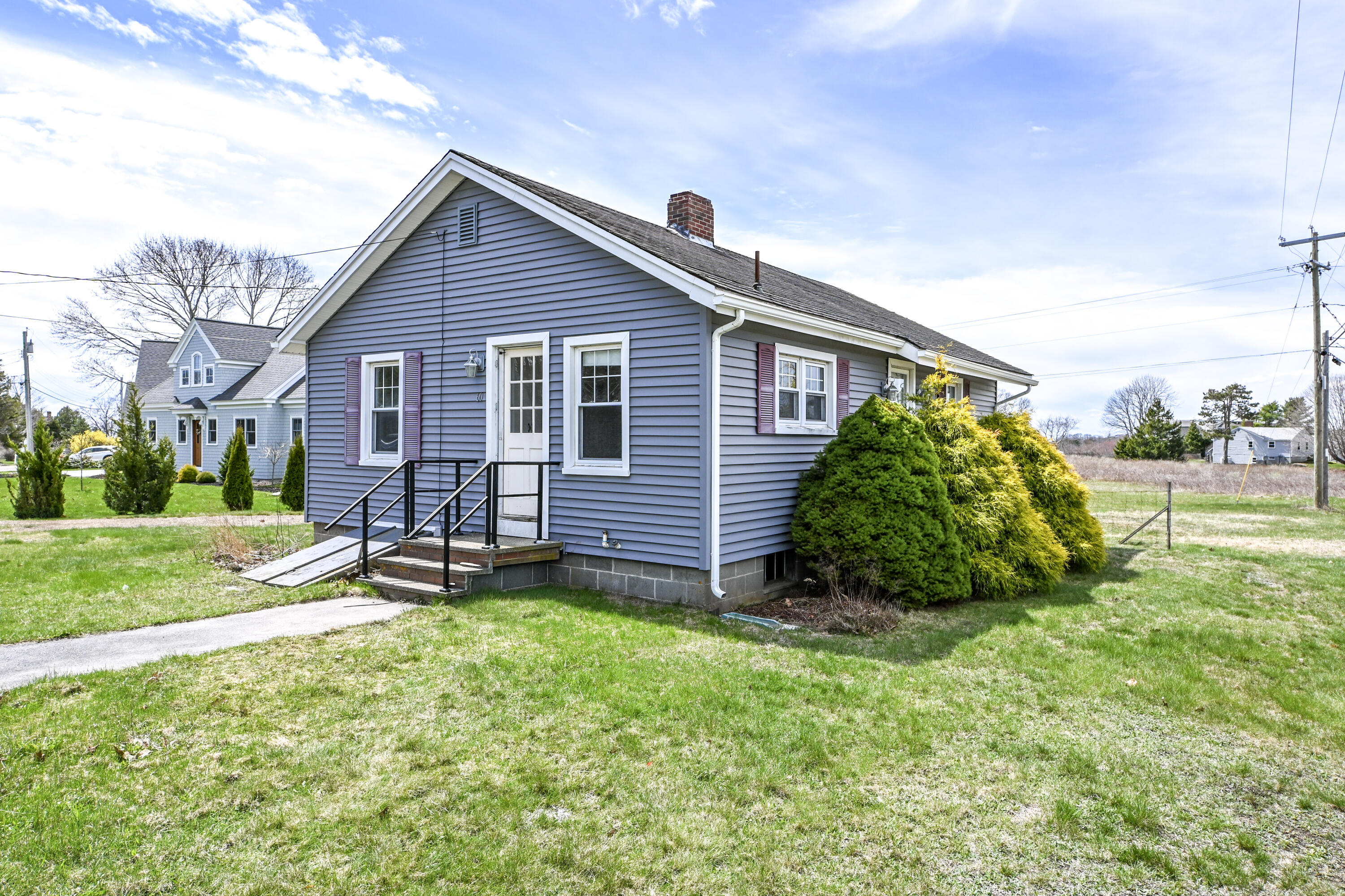 main property photo 28