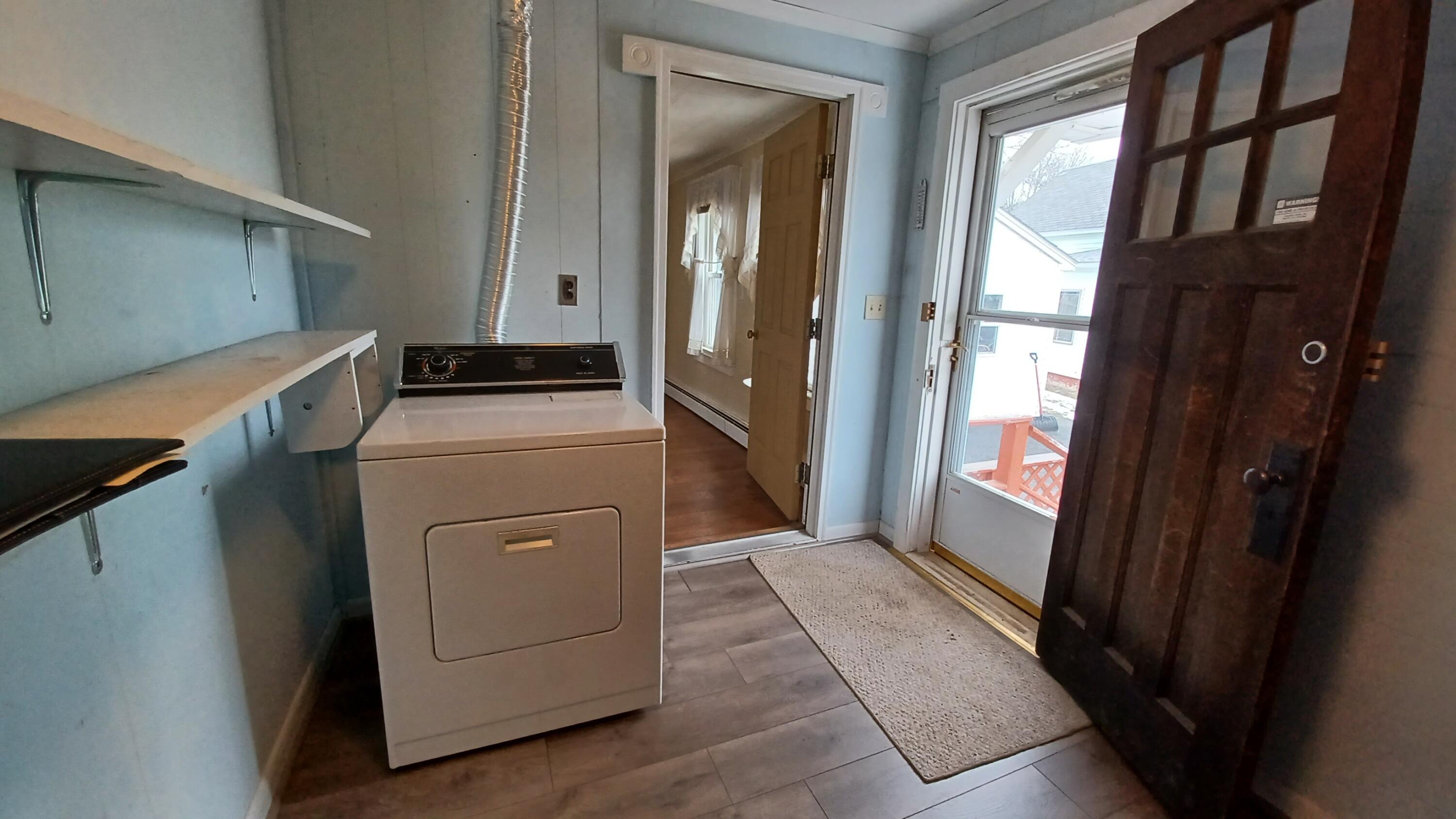 main property photo 5