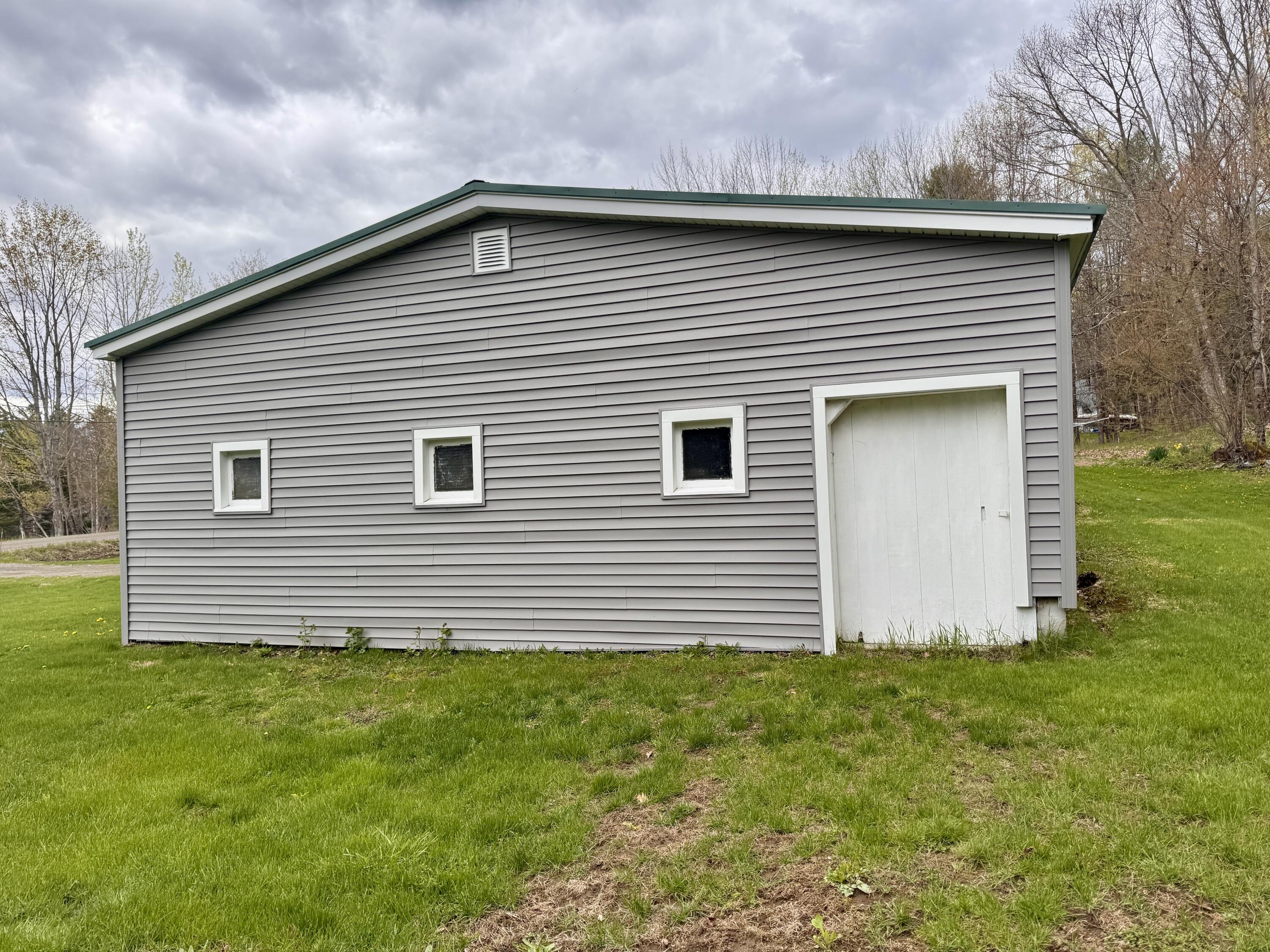 main property photo 94