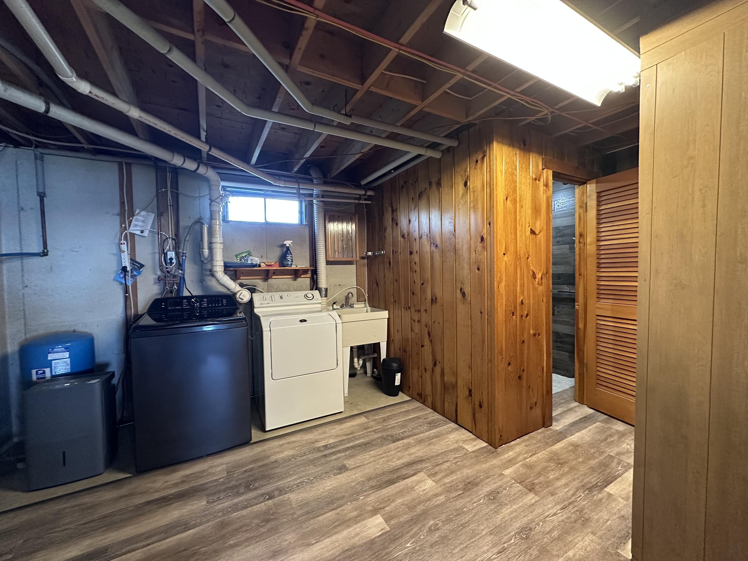 main property photo 84