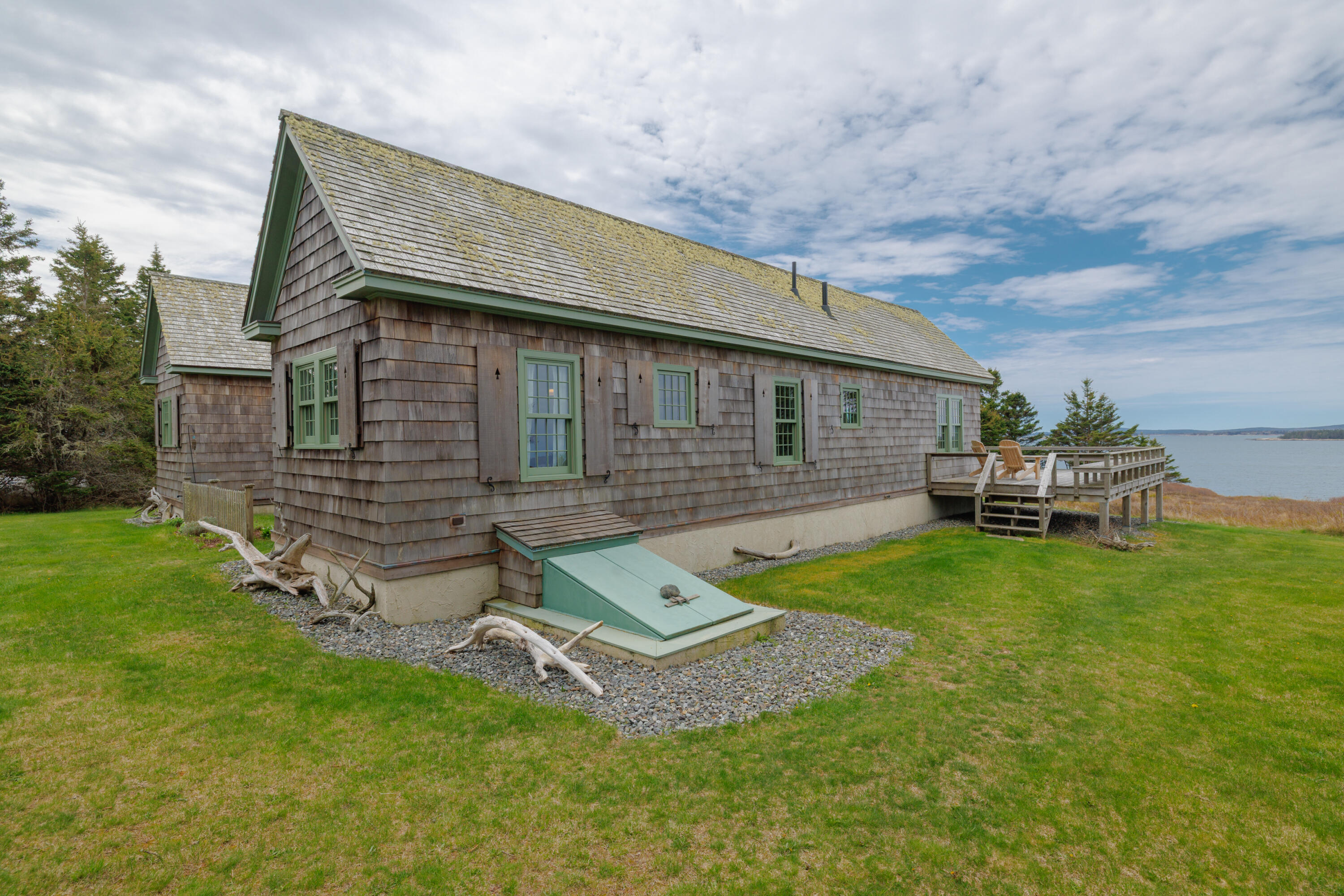 main property photo 81