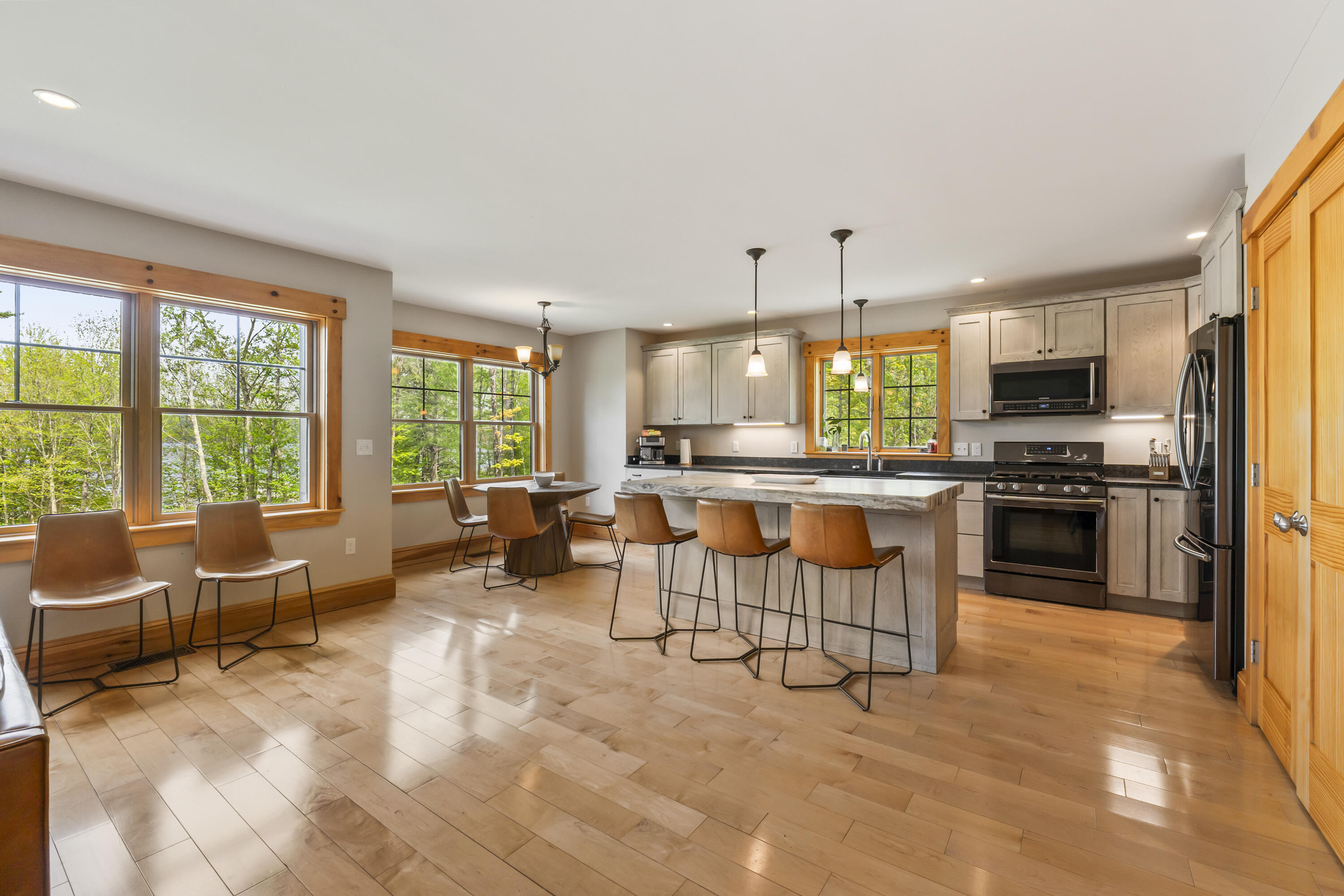 main property photo 70