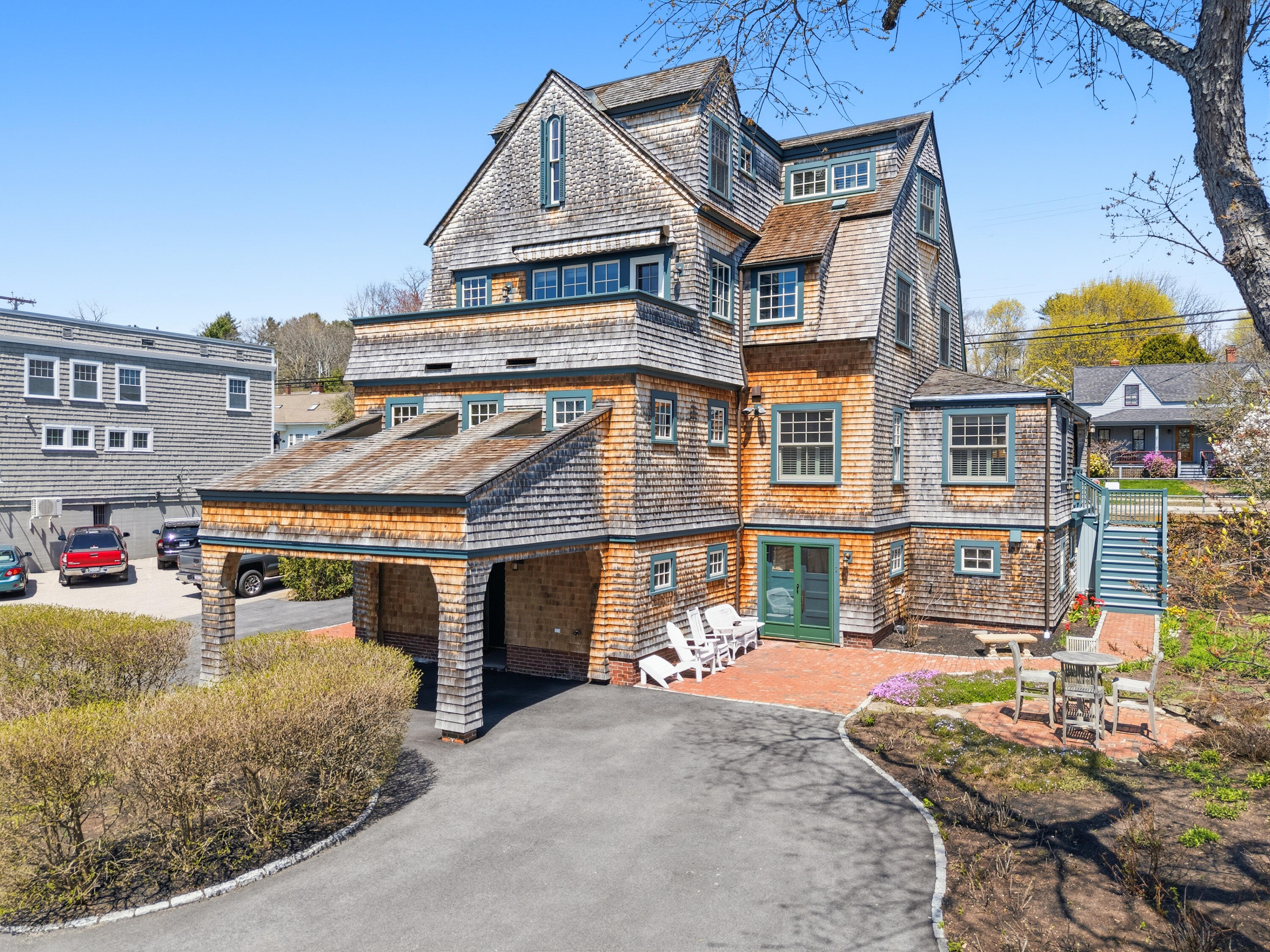 main property photo 54