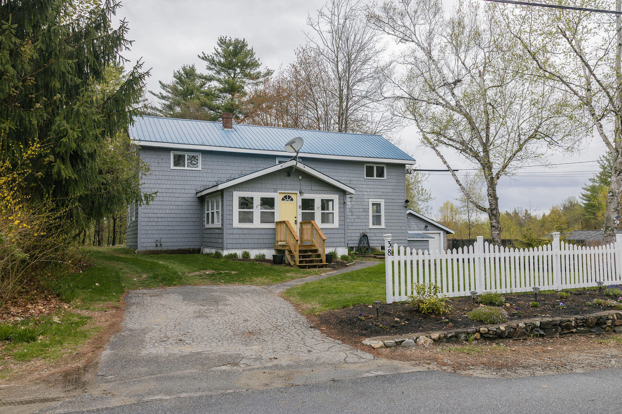 main property photo 6