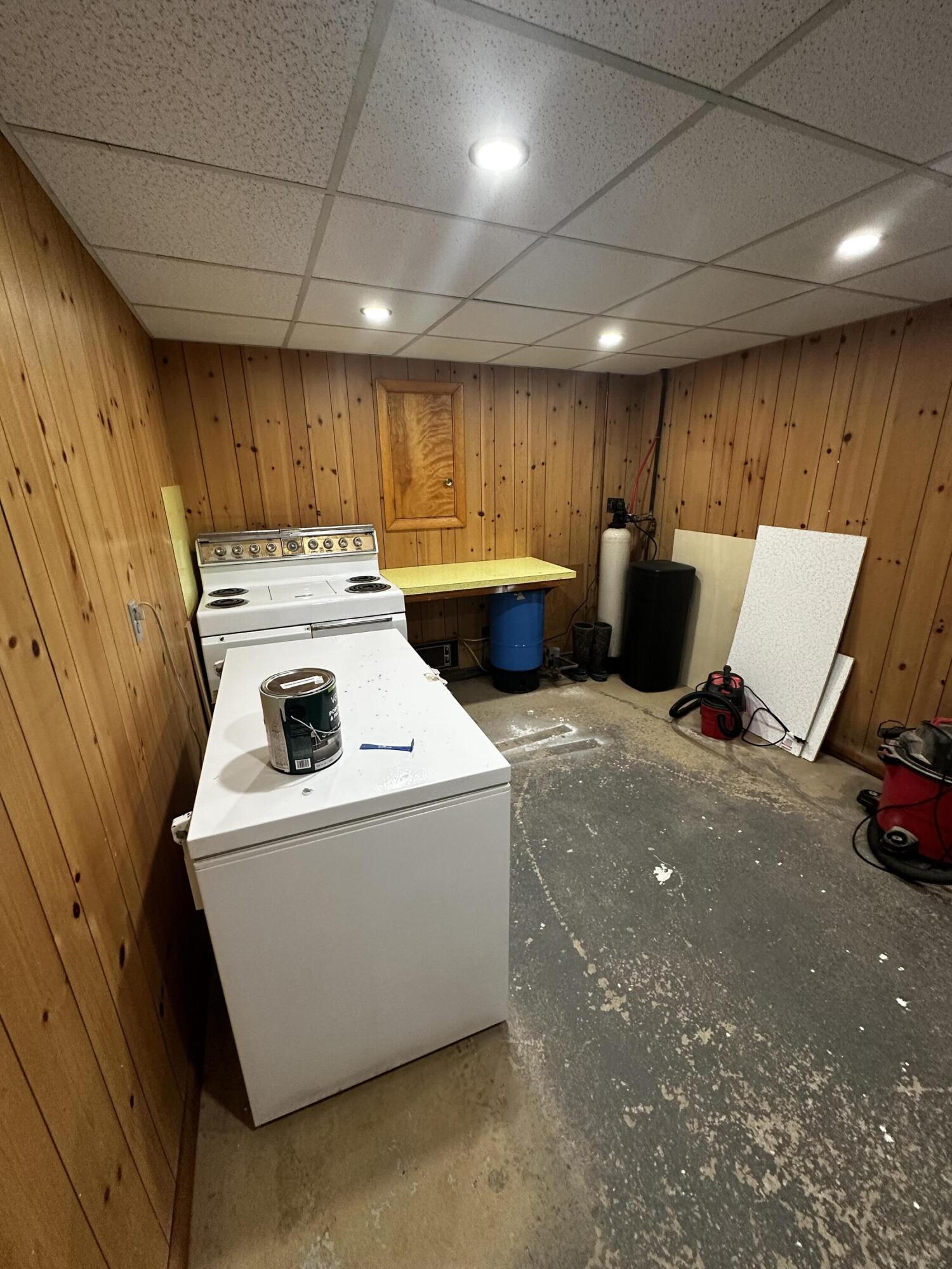 main property photo 58