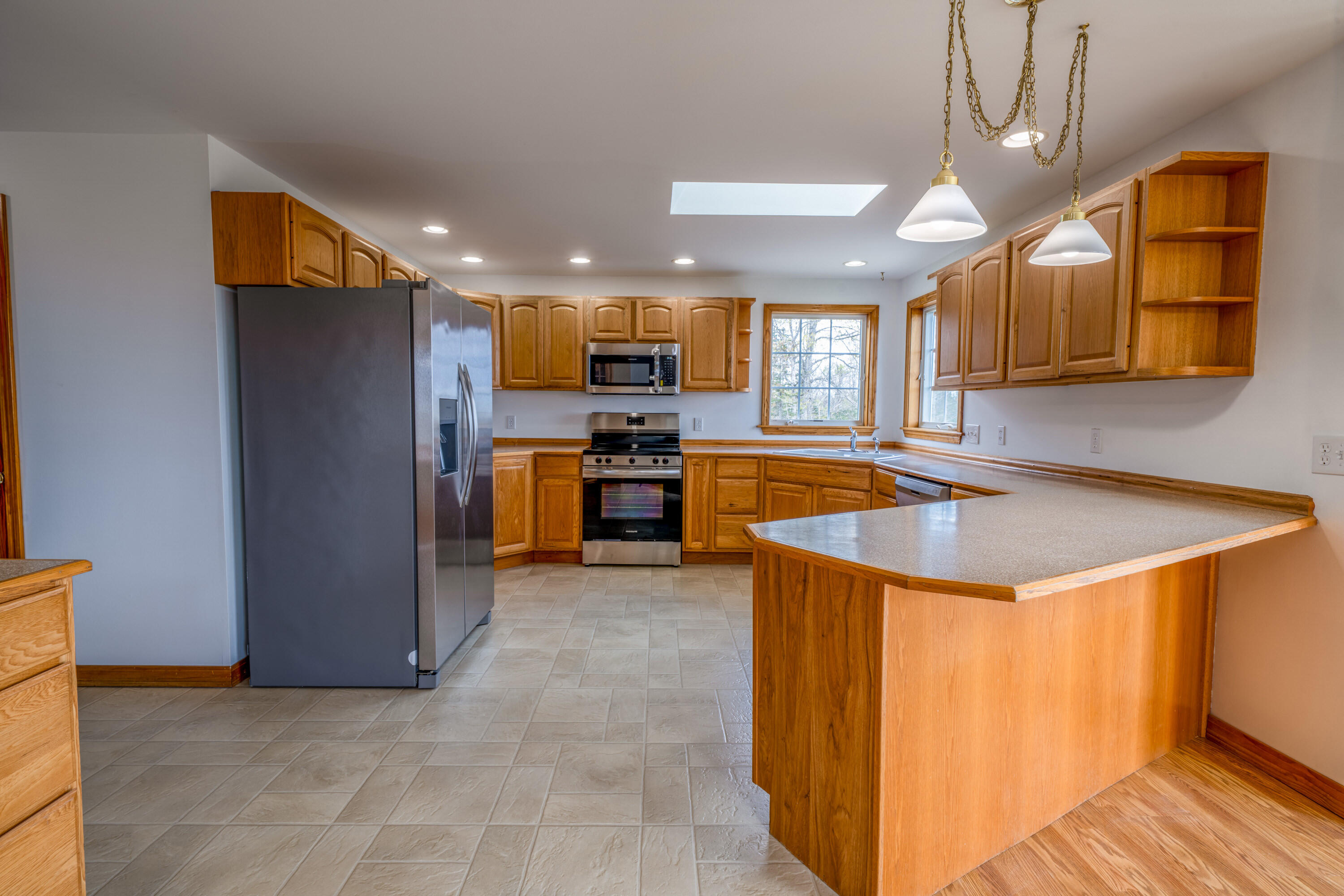 main property photo 27