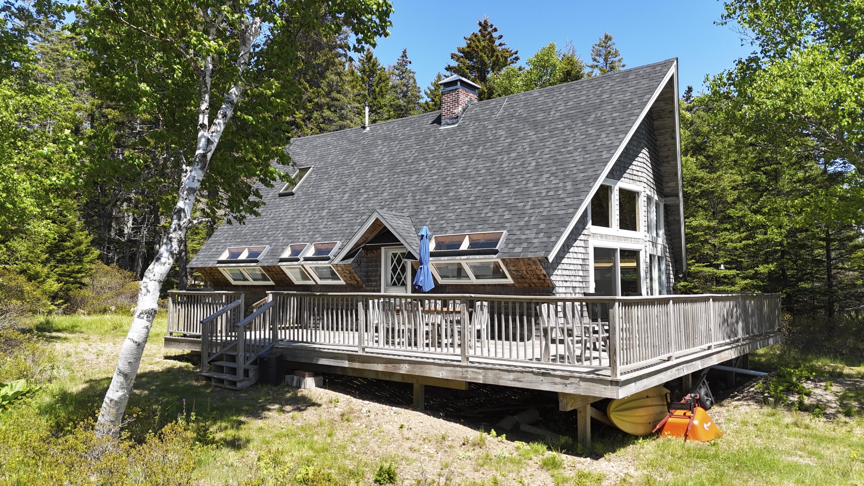 main property photo 36