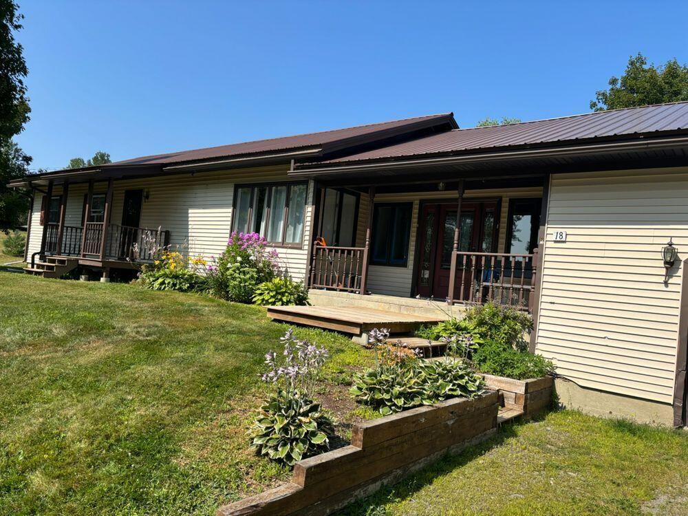 main property photo 23