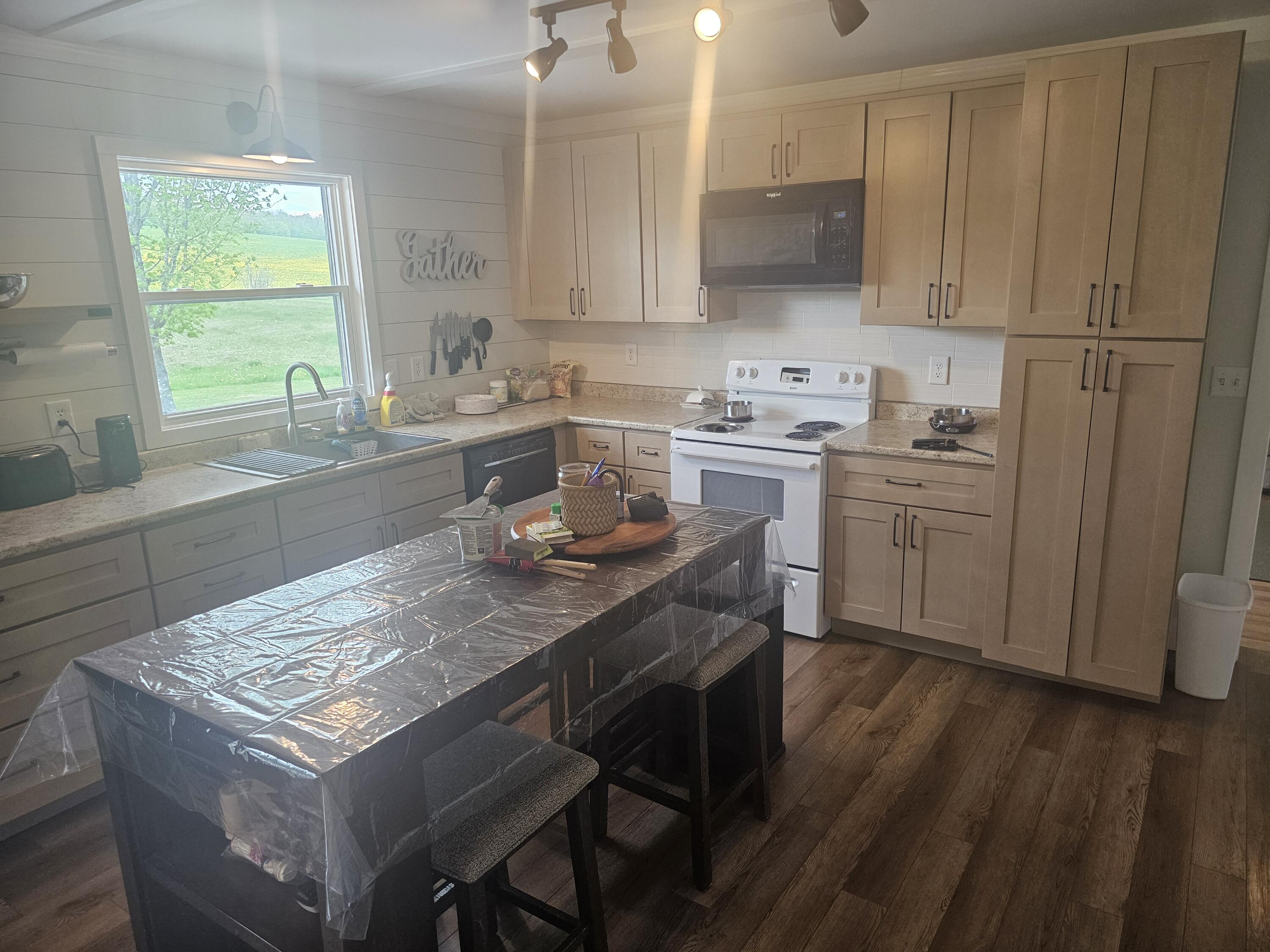 main property photo 66
