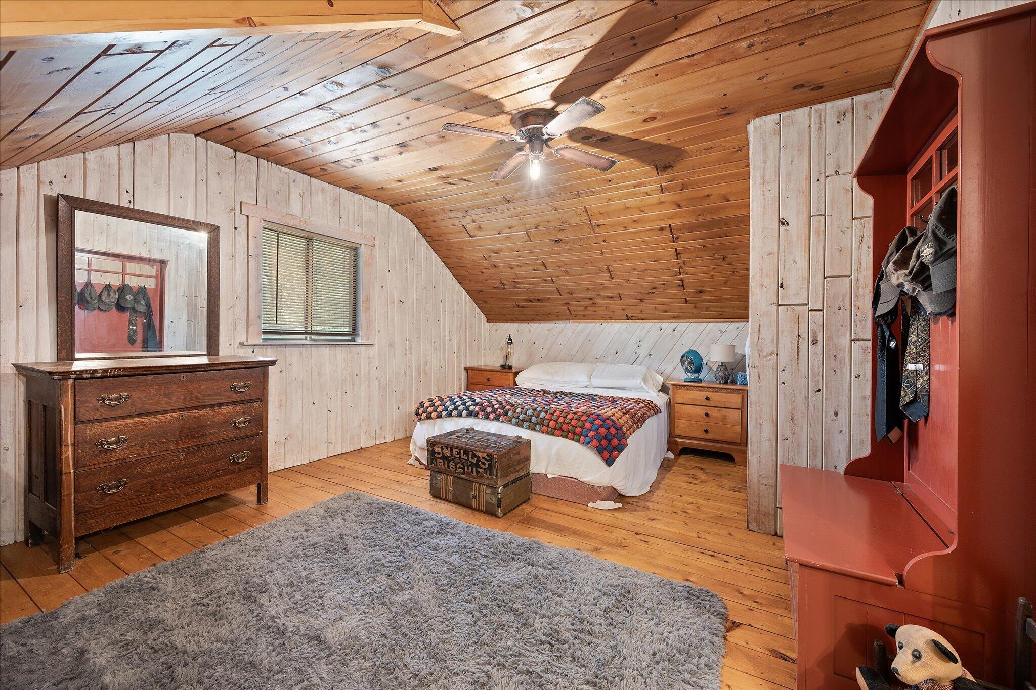 main property photo 51