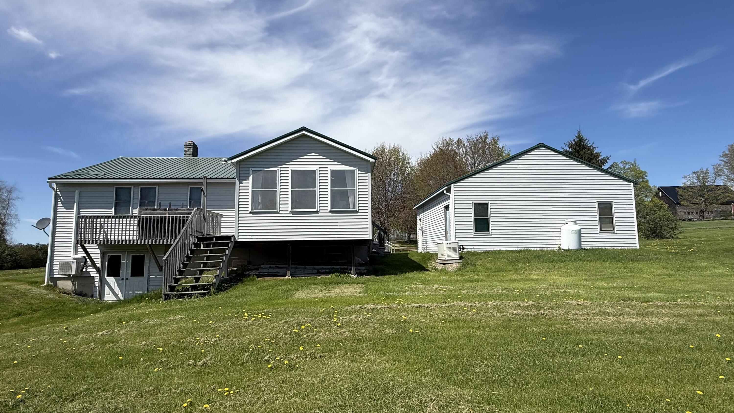 main property photo 14