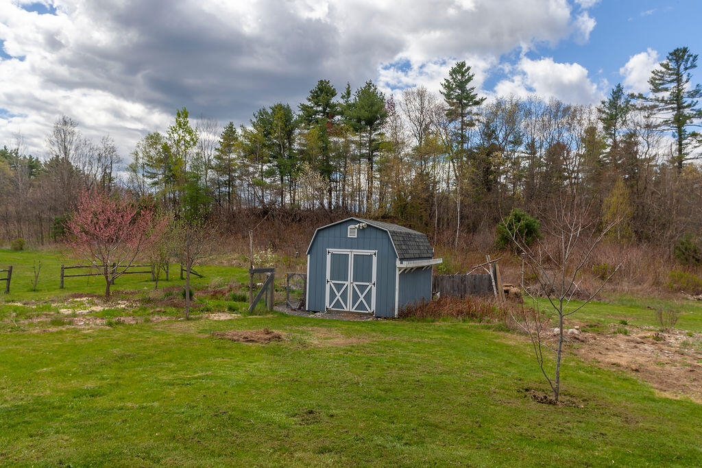 main property photo 33