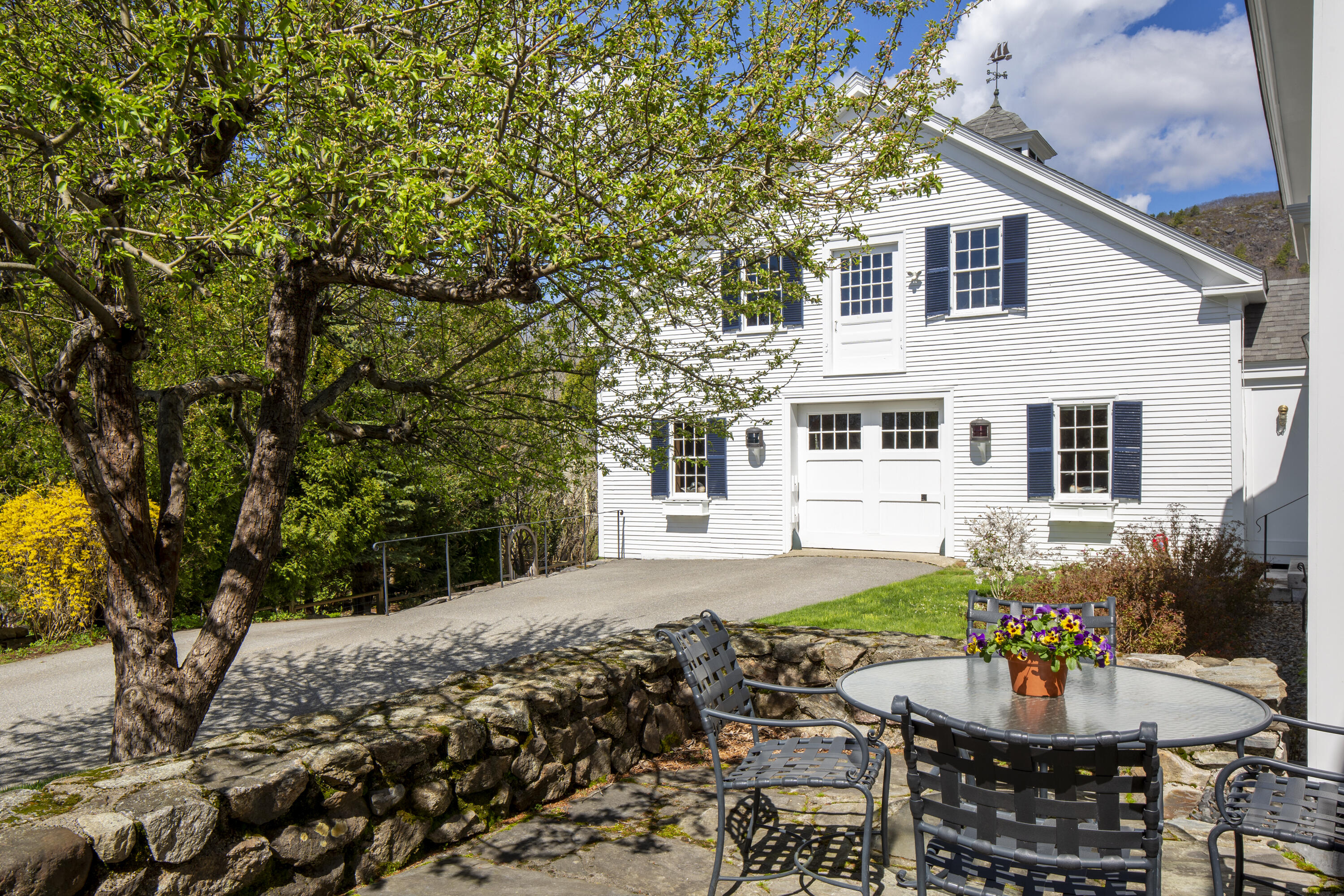 main property photo 43