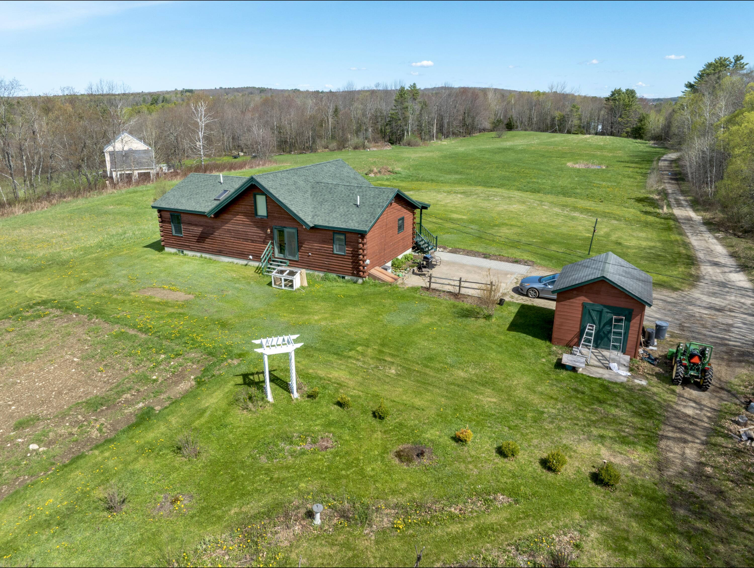 main property photo 17