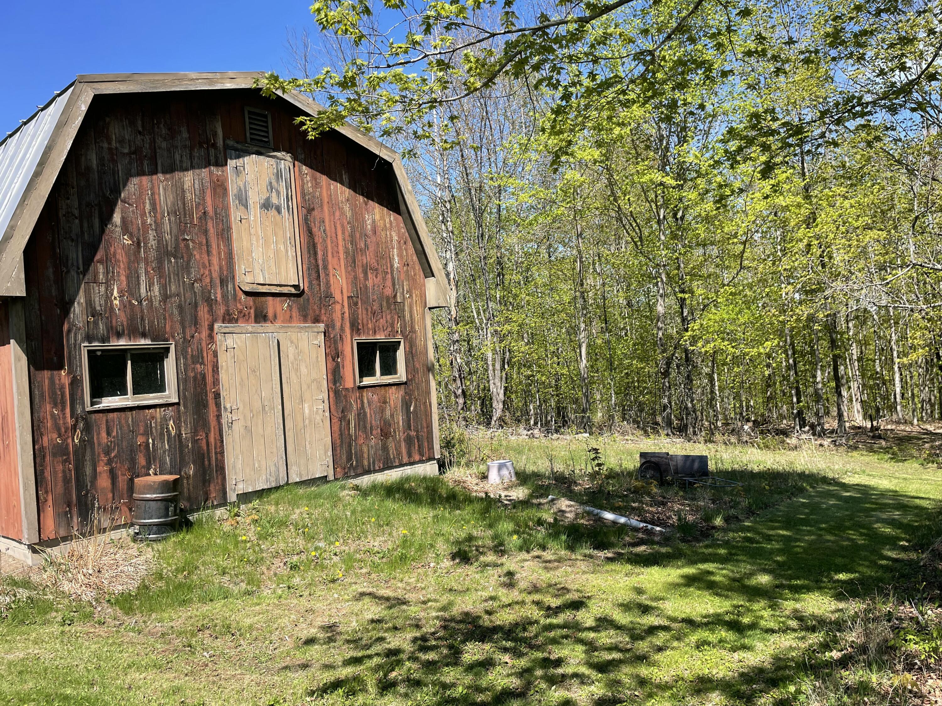 main property photo 19