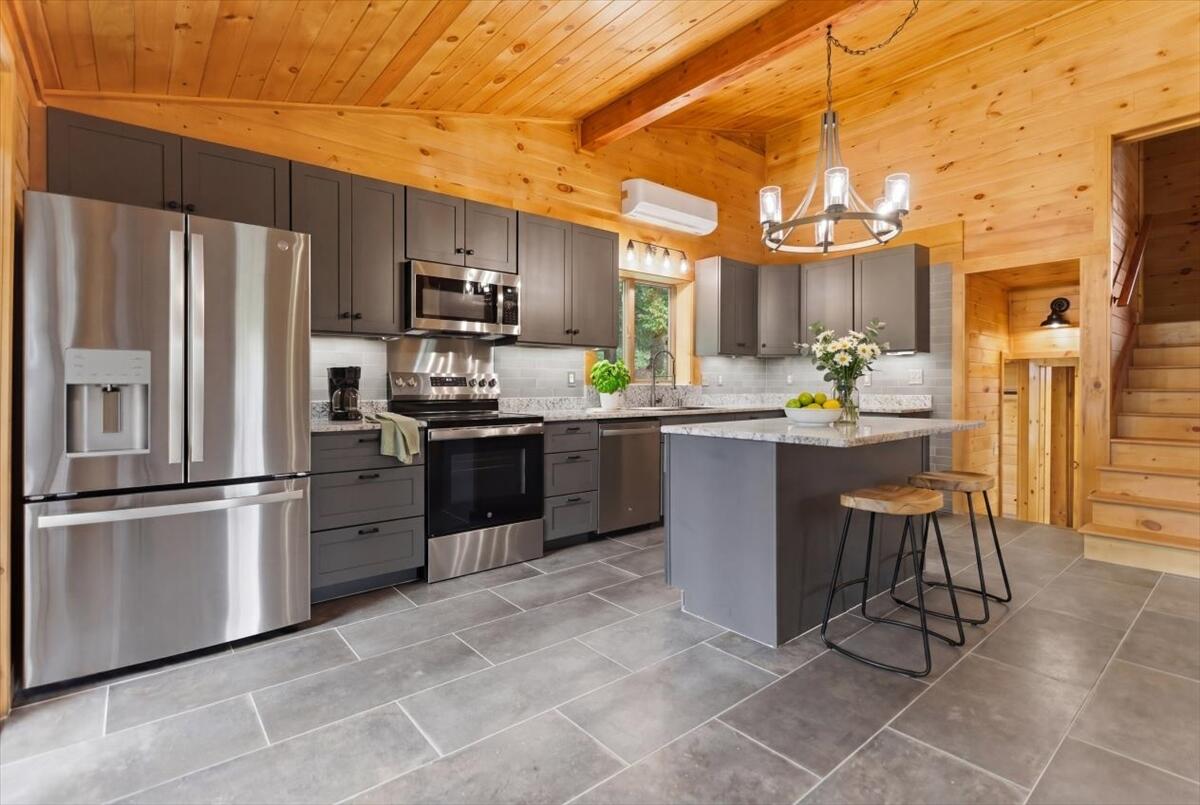 main property photo 60