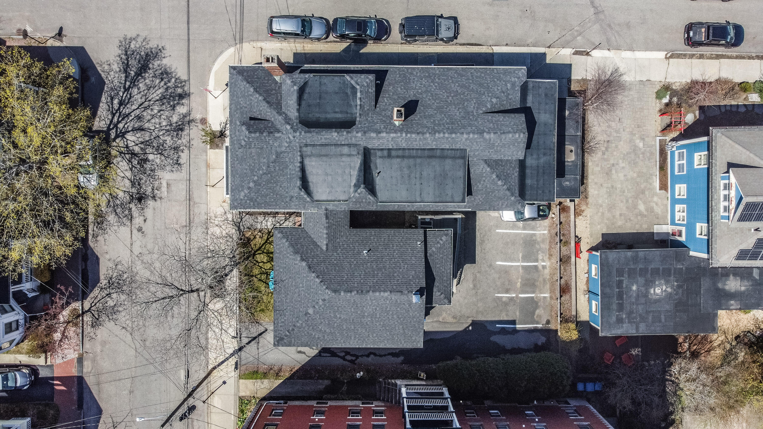 main property photo 46