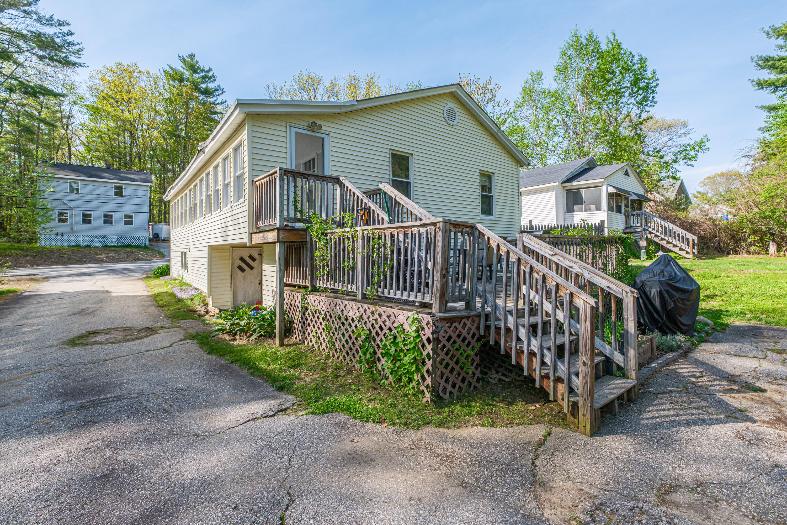 main property photo 32