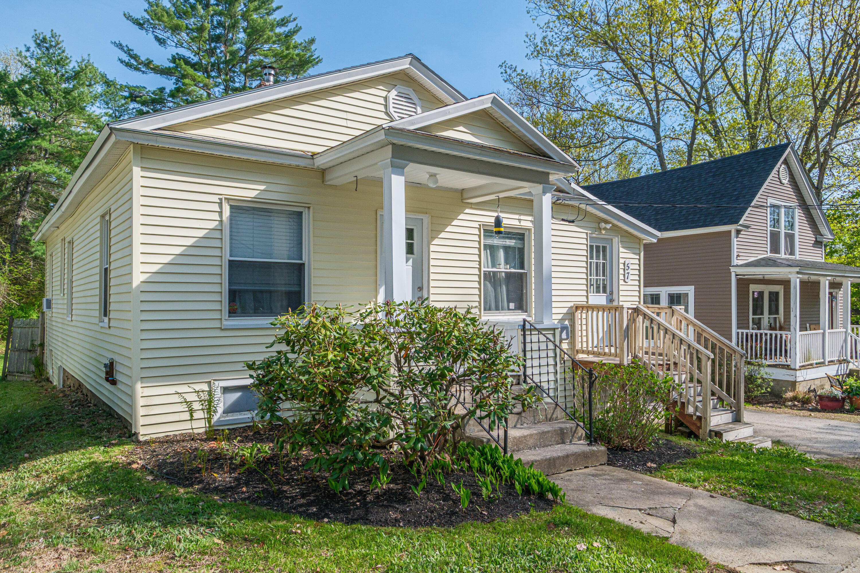 main property photo 34