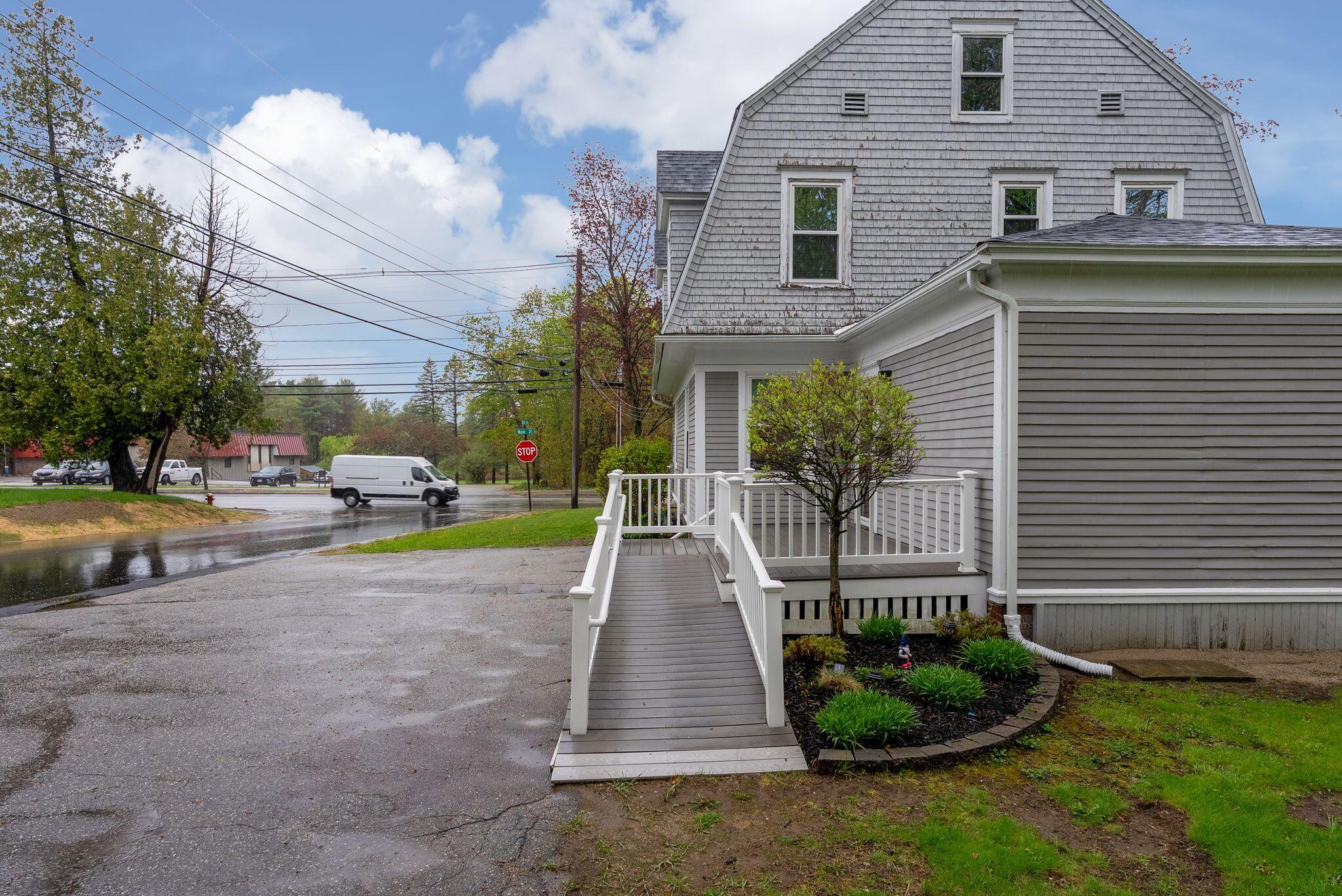 main property photo 41