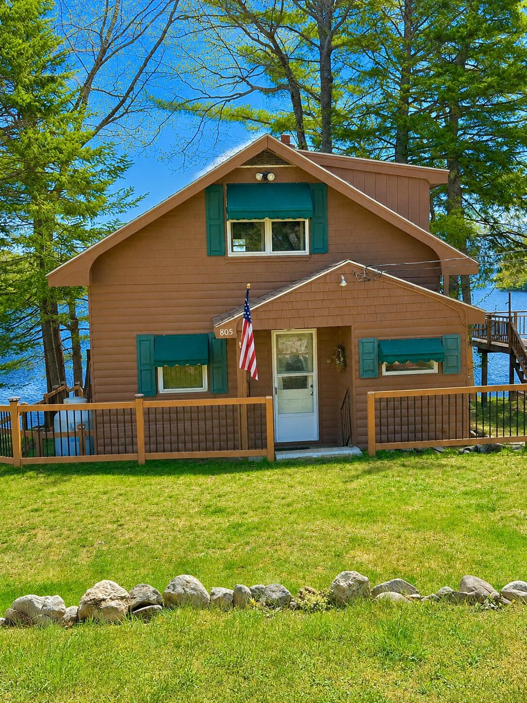 main property photo 40