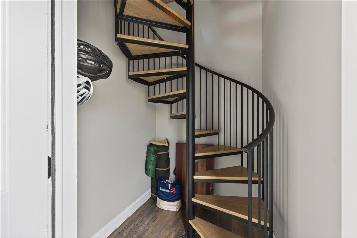 main property photo 77