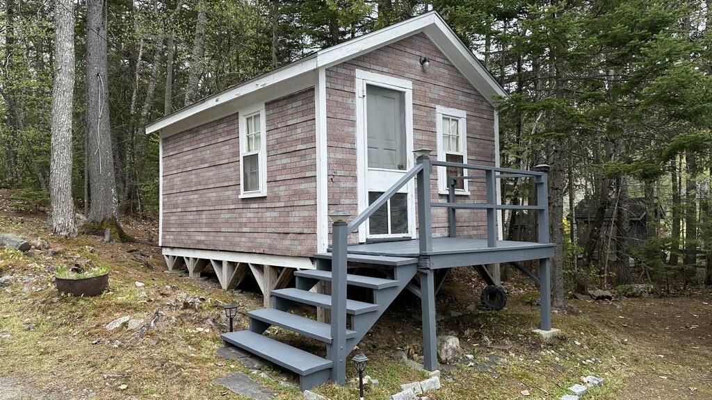 main property photo 30