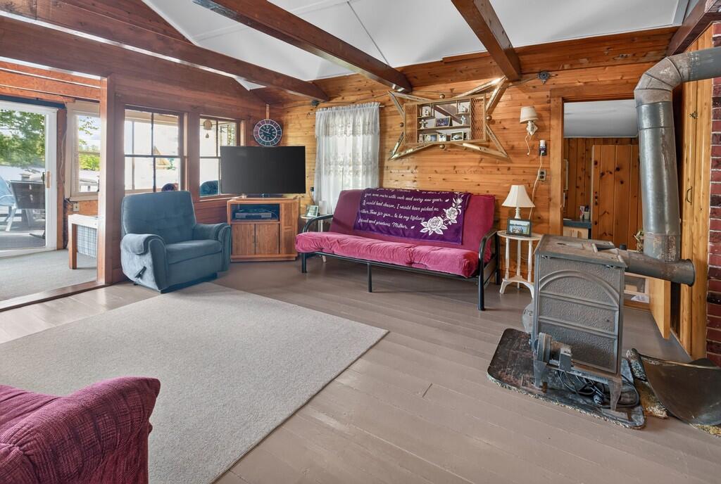 main property photo 96