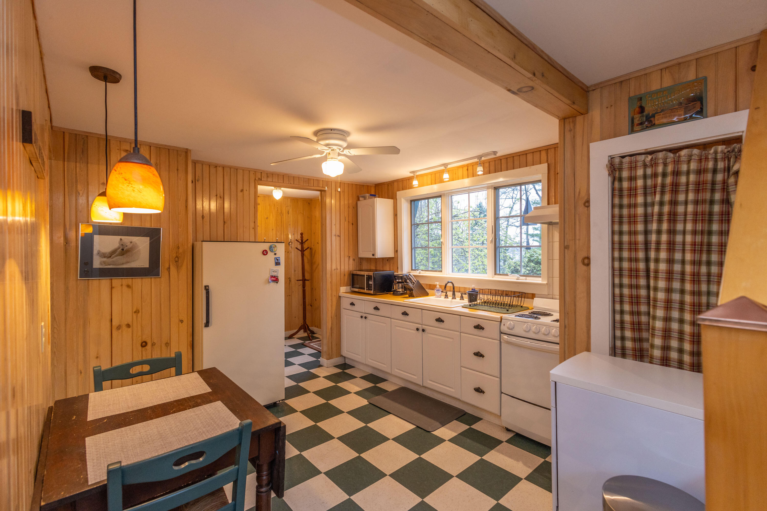 main property photo 81