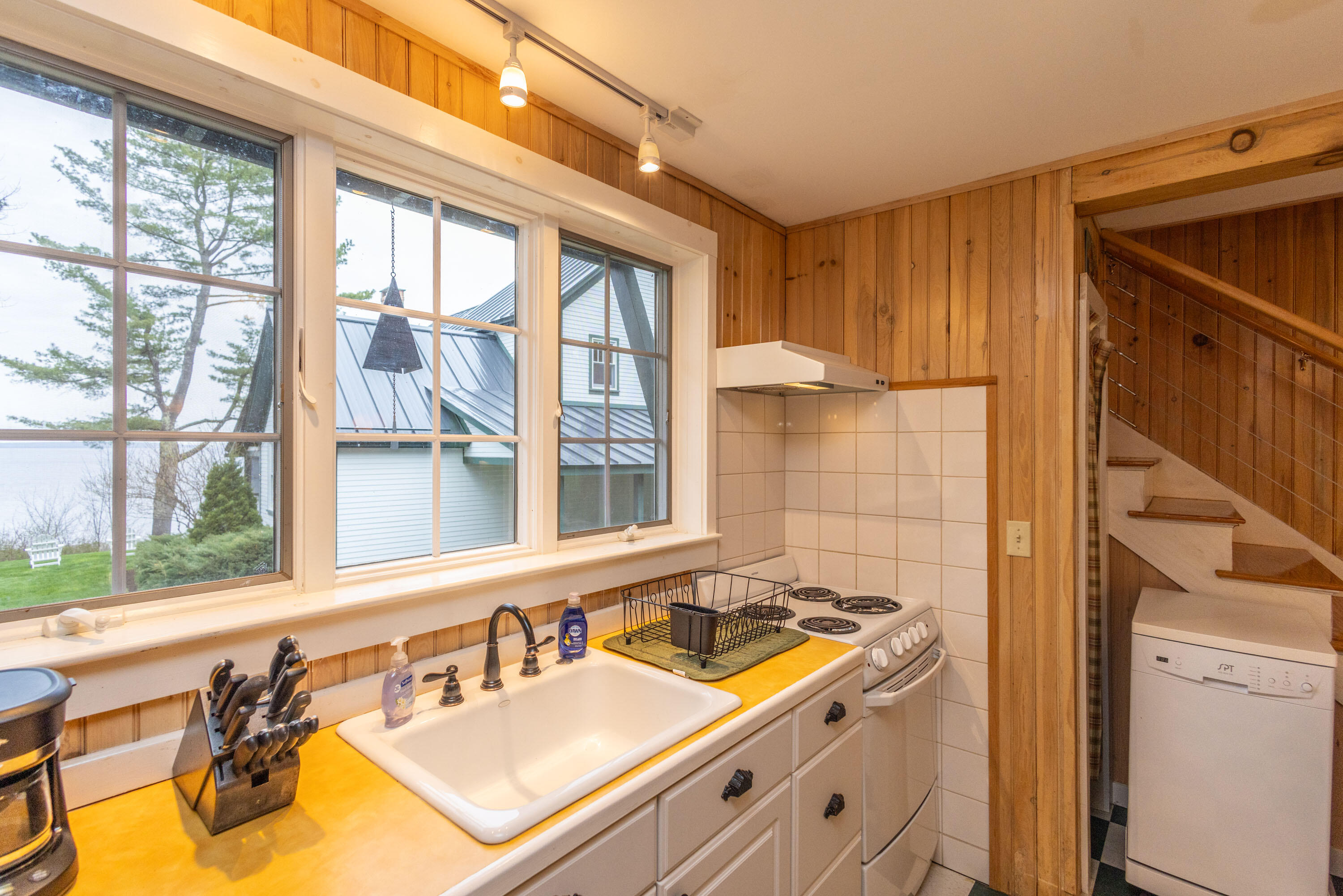 main property photo 83