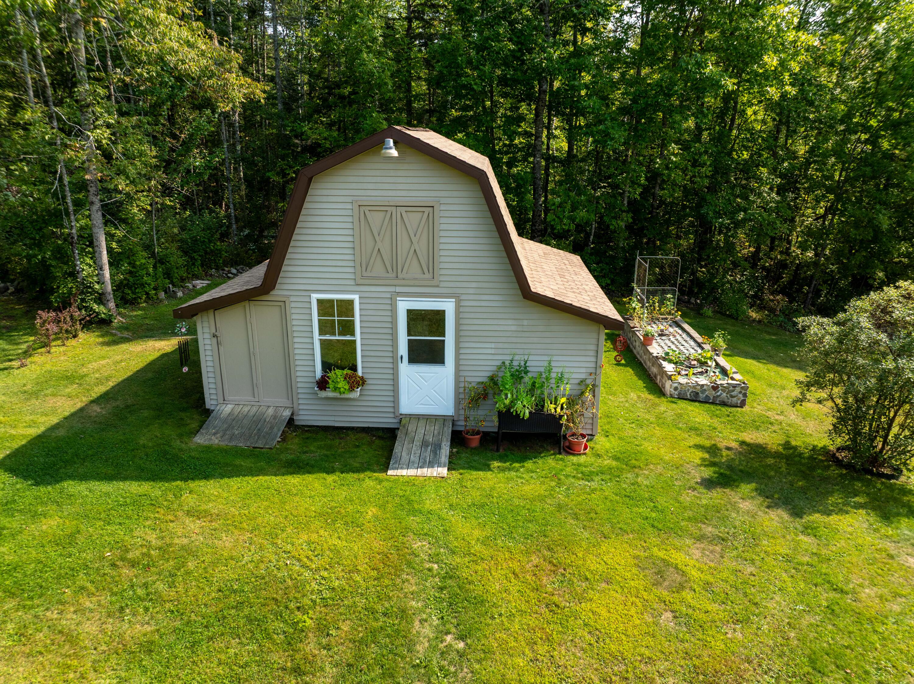 main property photo 61