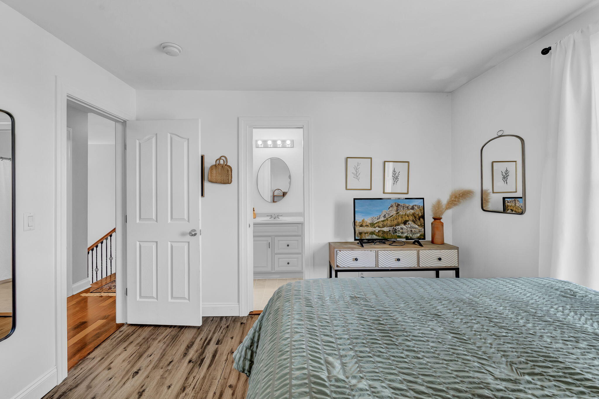 main property photo 54